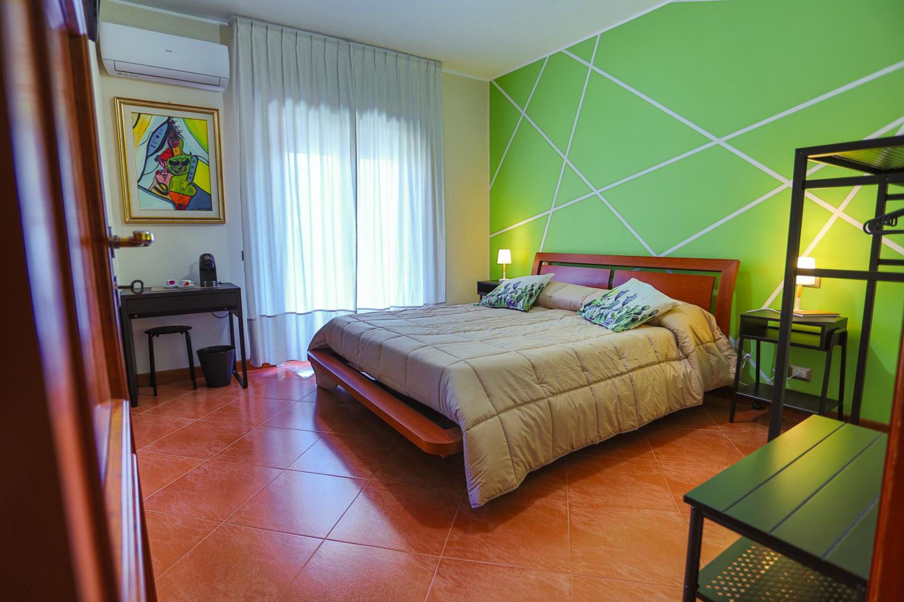 Deluxe Double Room with Bath photo 1