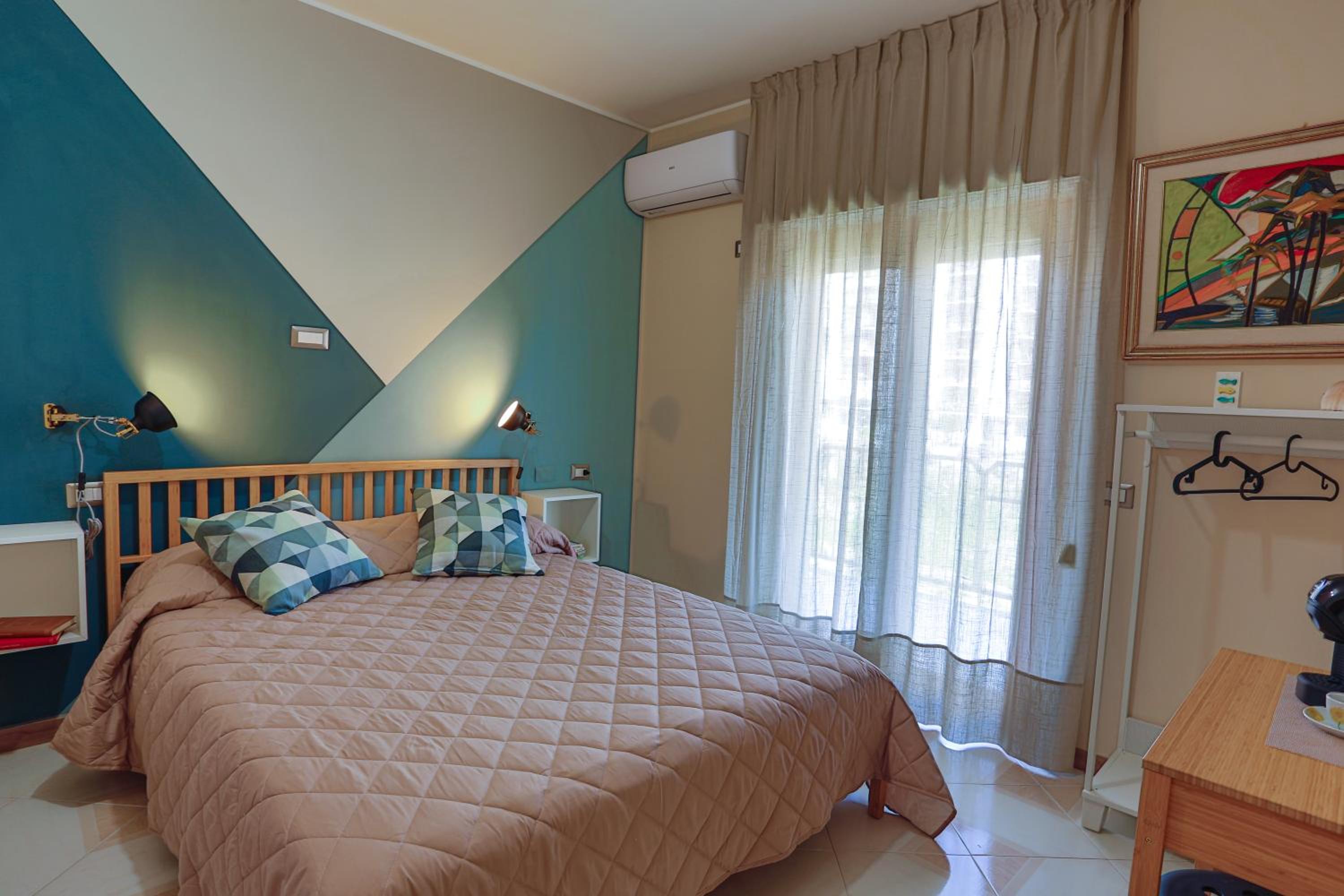 Deluxe Double Room photo 3