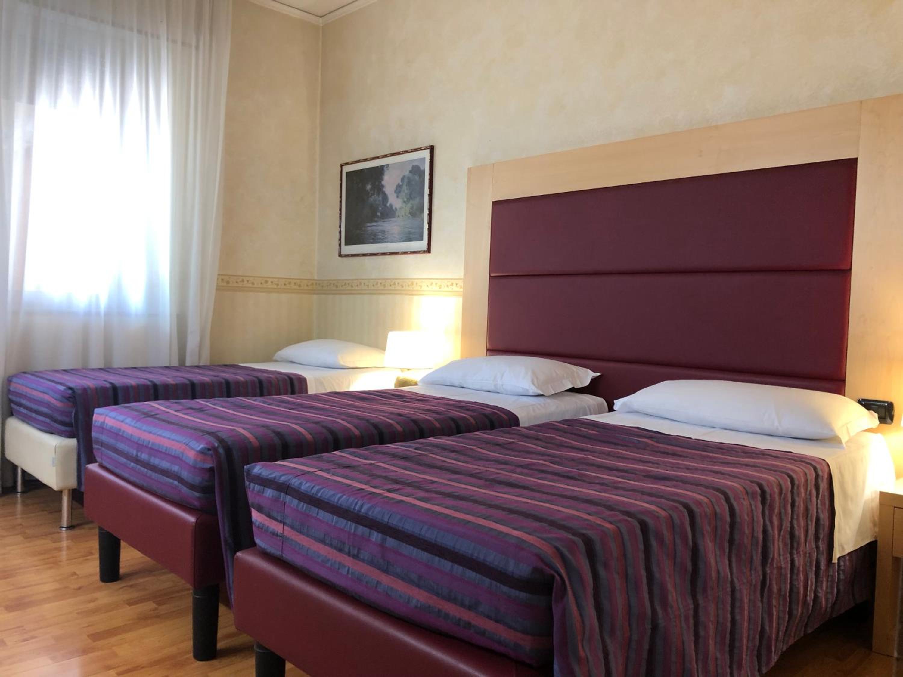 Triple Room - Photo 1