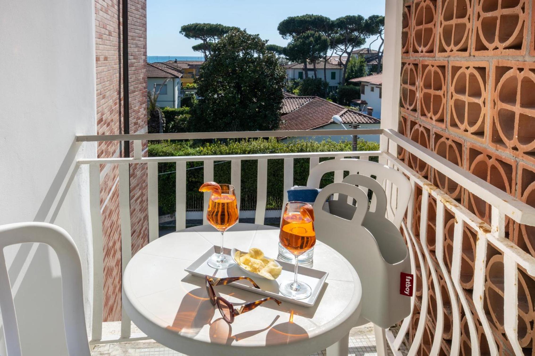 Single Room with Balcony photo 3