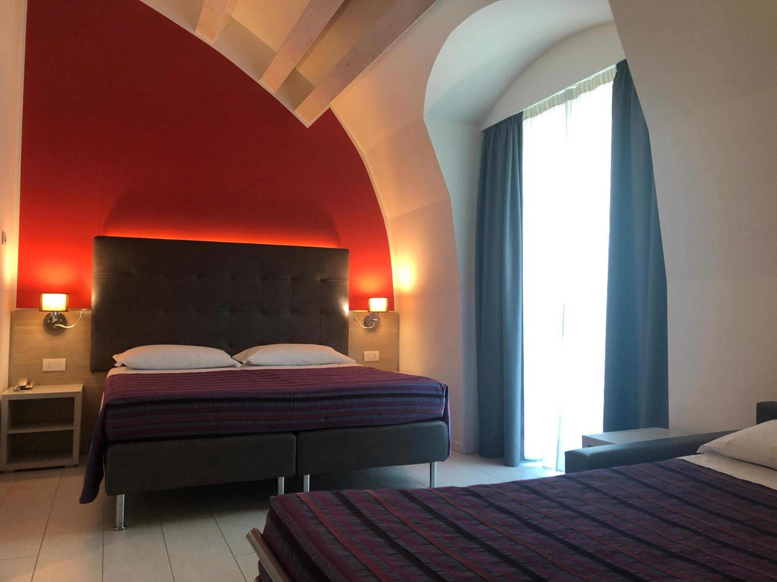 Deluxe Triple Room - Photo 3