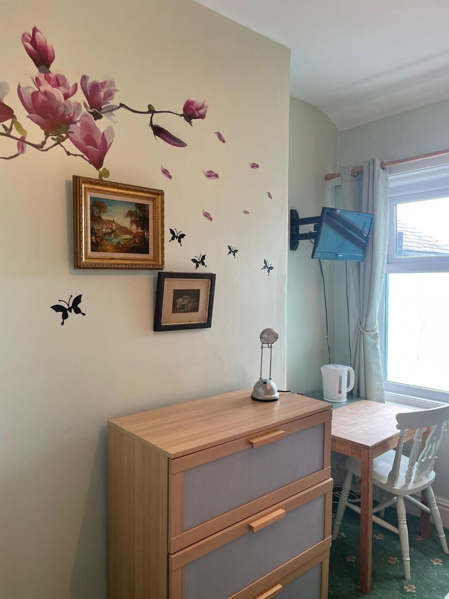 Double Room With Private Bathroom