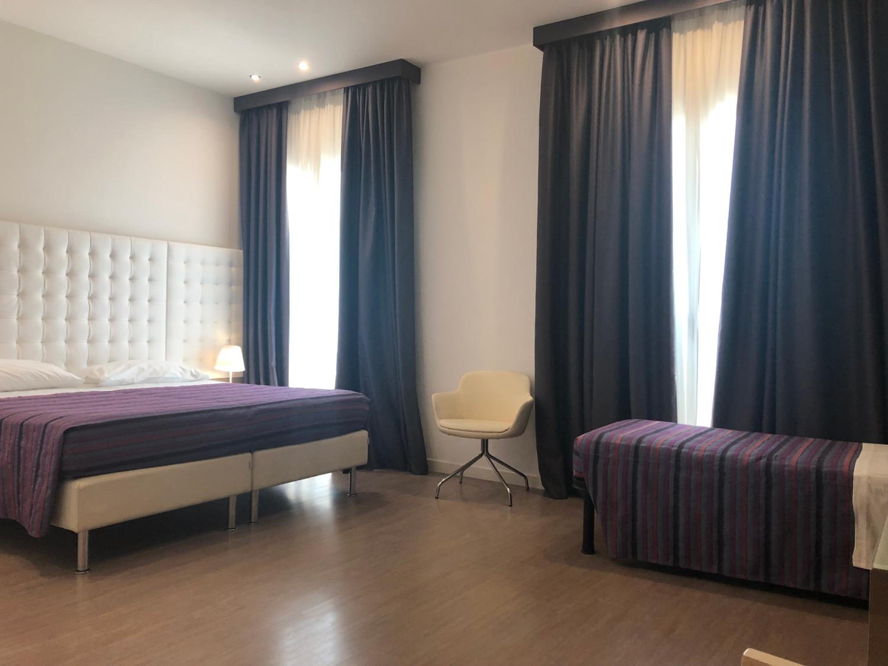 Superior Triple Room - Photo 5