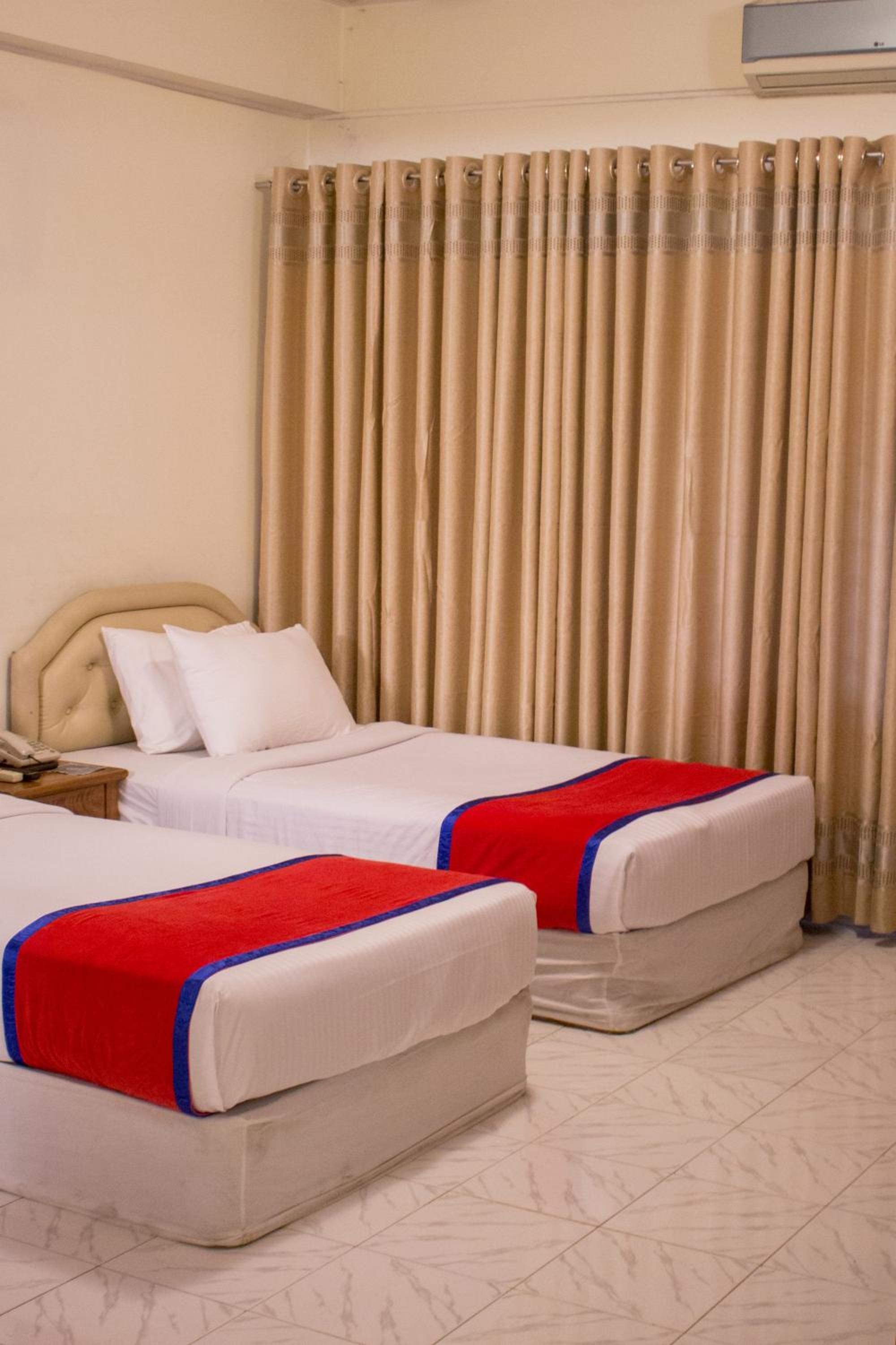 Deluxe Twin Room photo 1
