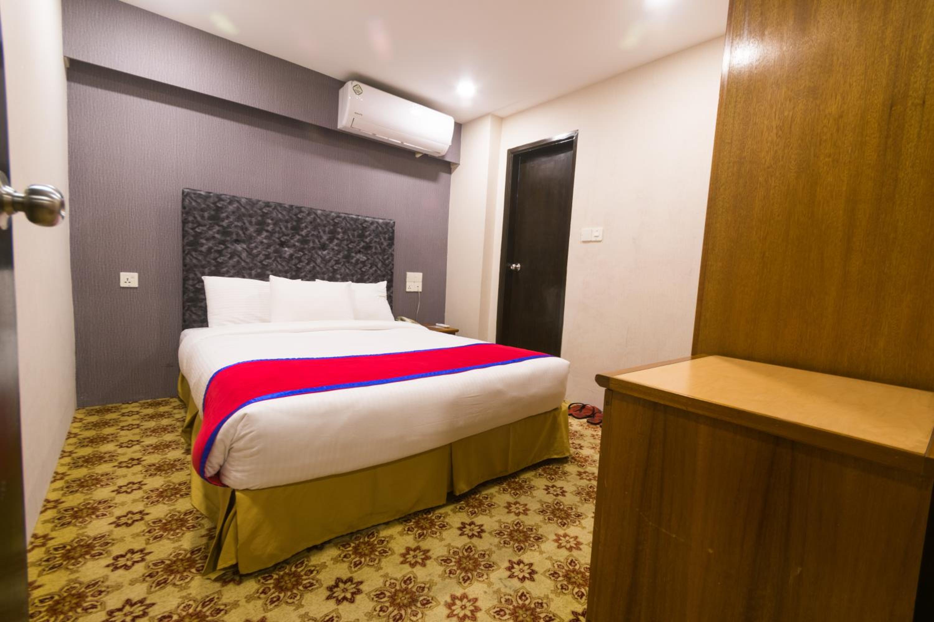 King Suite photo 3