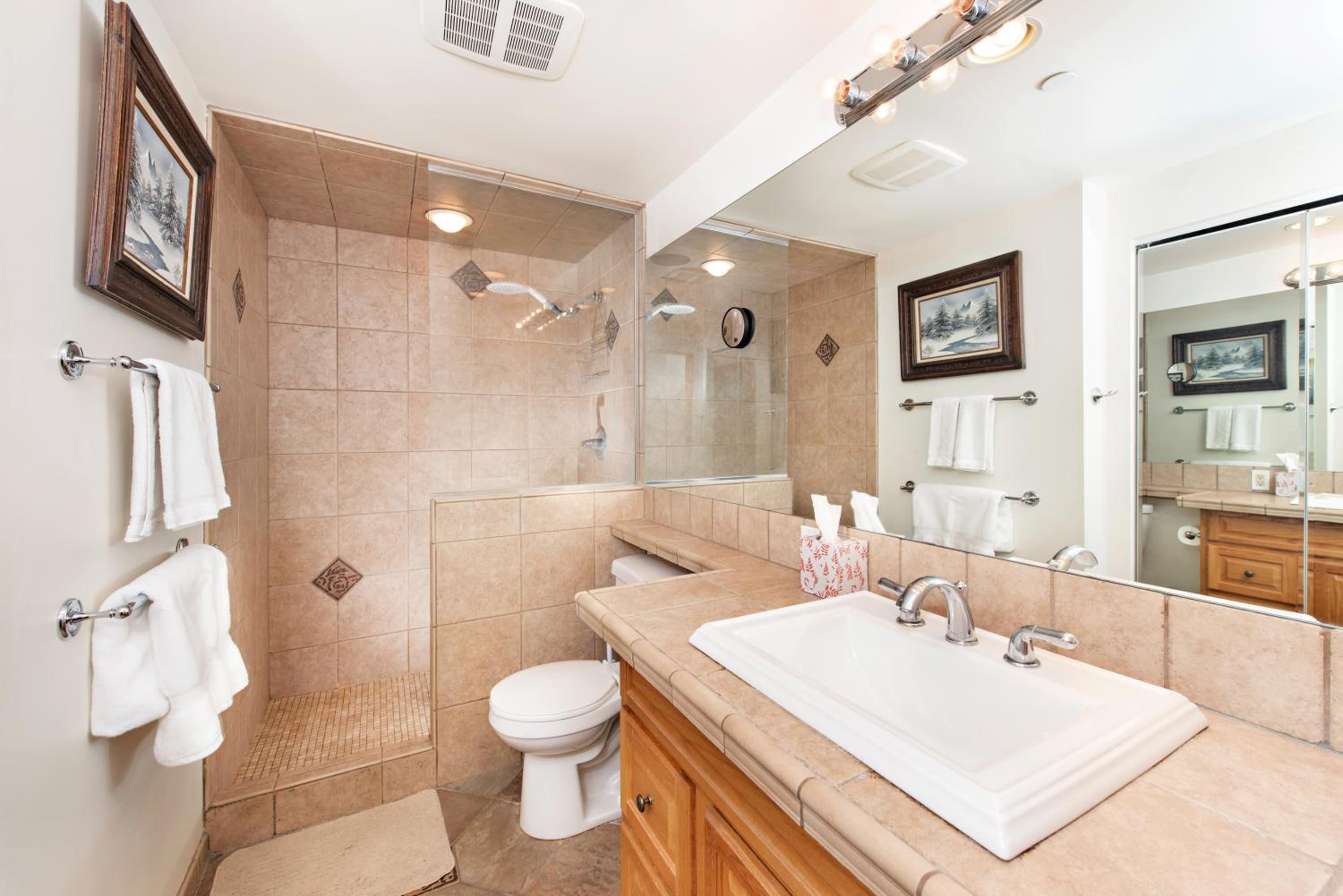 Studio Apartment photo 3