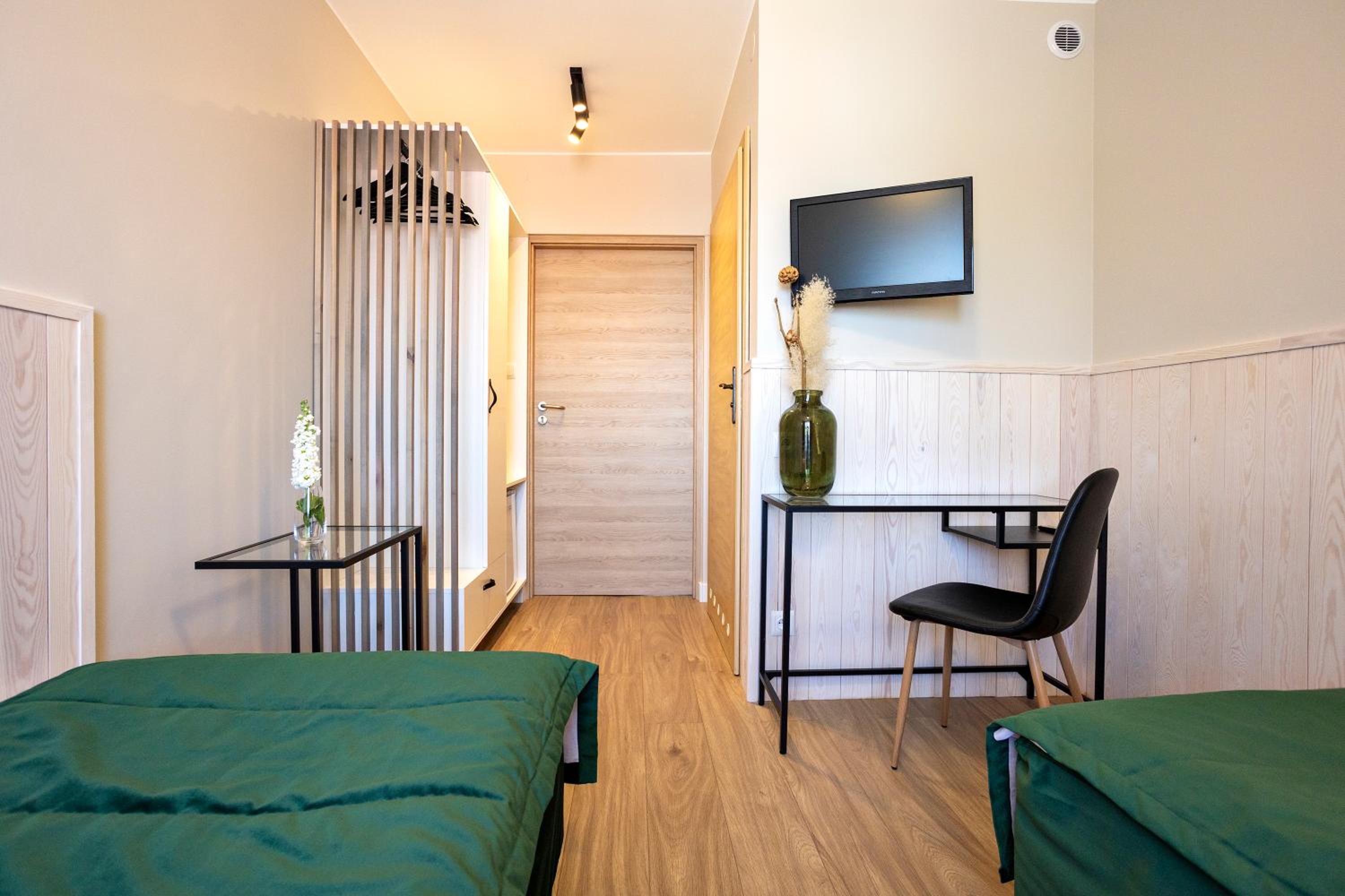 Standard Twin Room photo 2