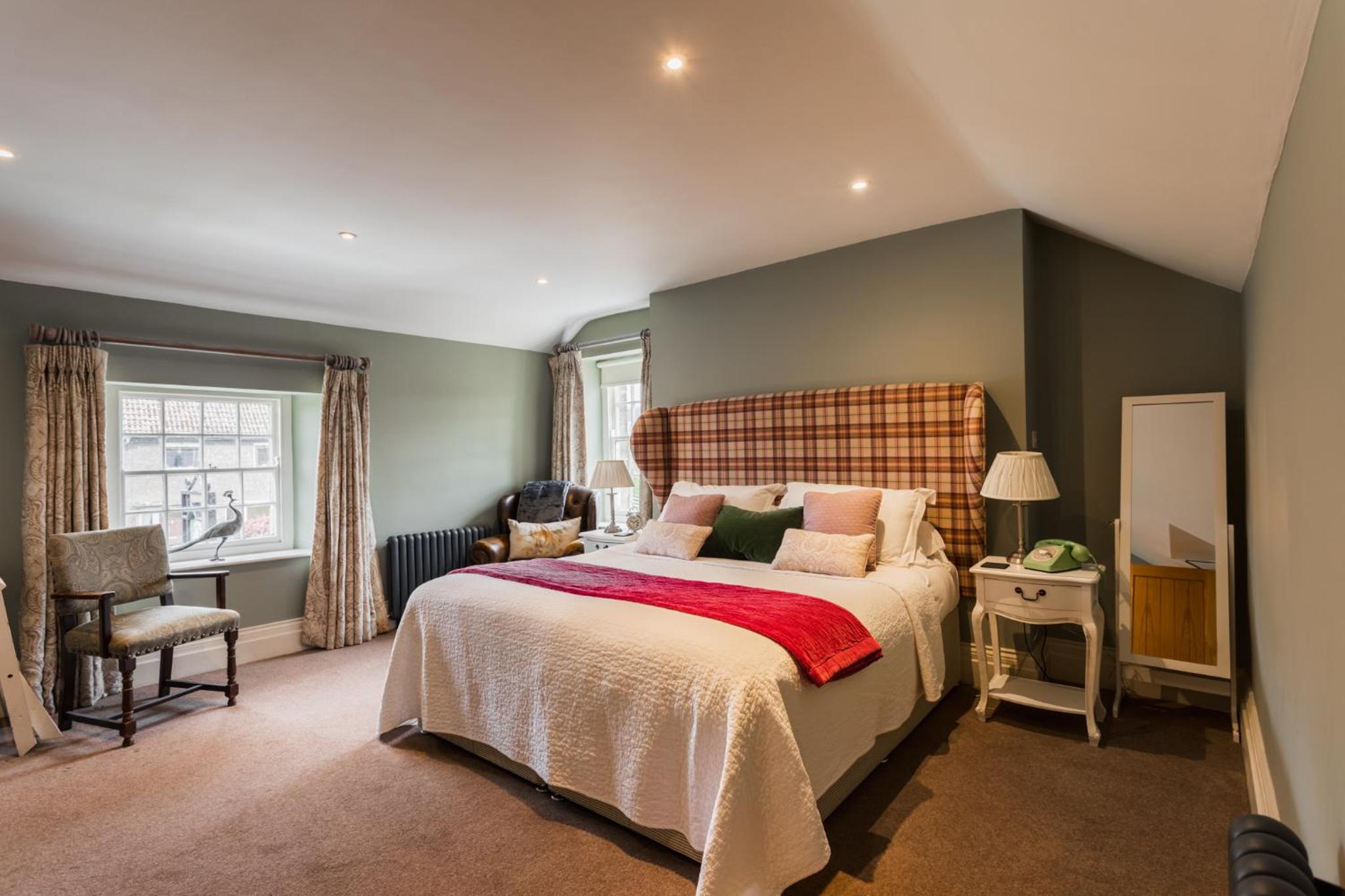 Superior King Room