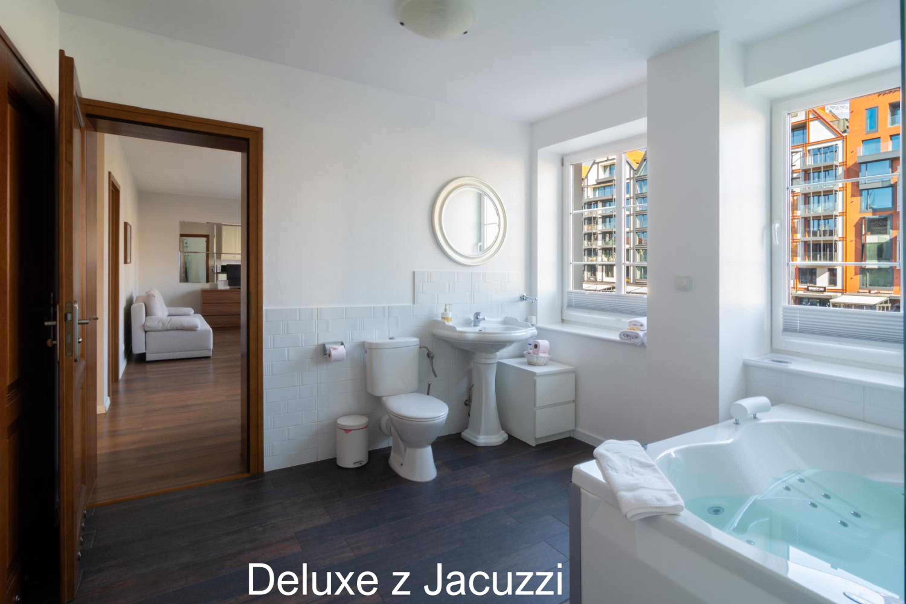 Deluxe Apartment - Photo 10