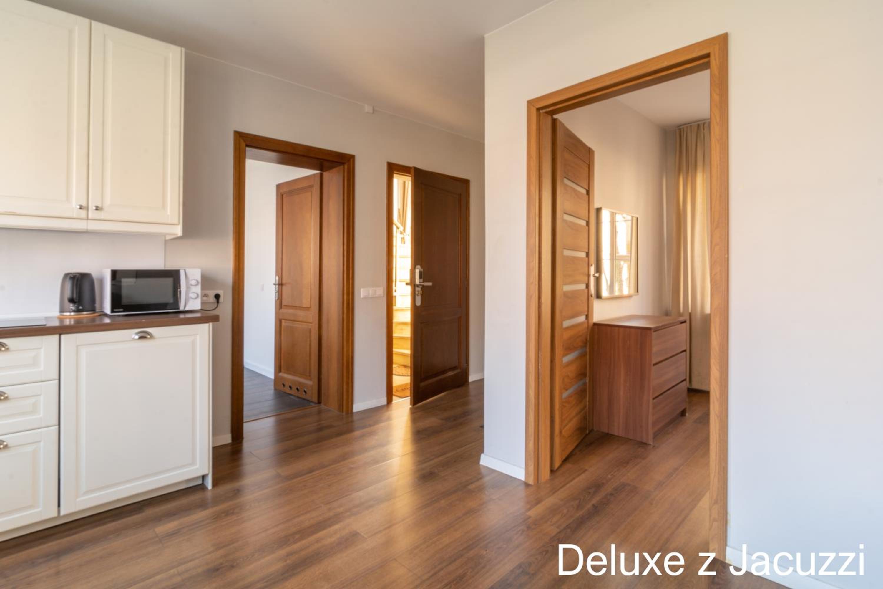 Deluxe Apartment - Photo 4