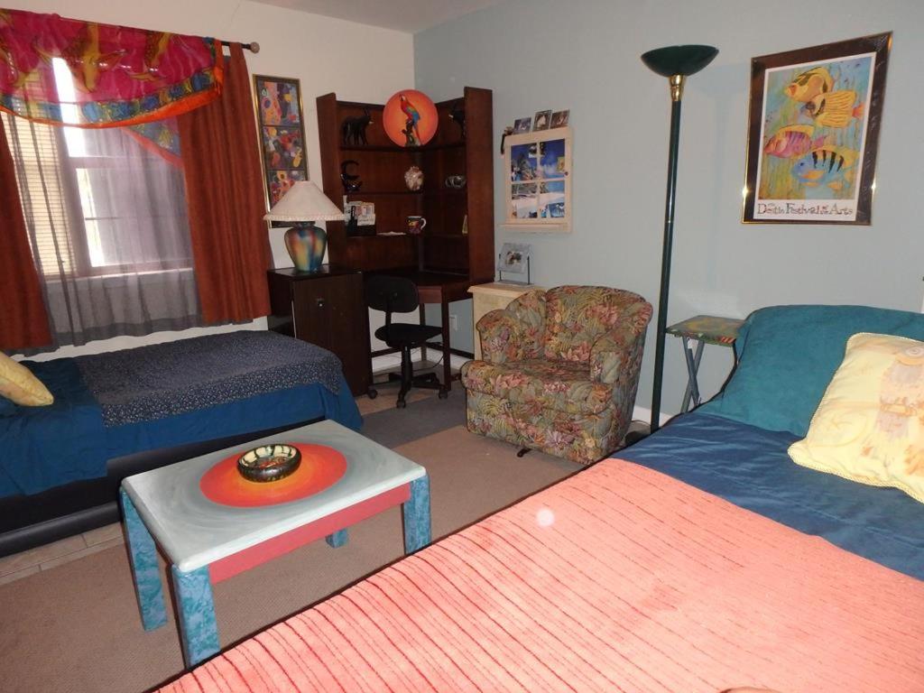 Twin Room with Extra Bed photo 3