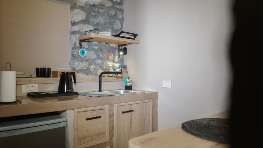 Double Room - Photo 13