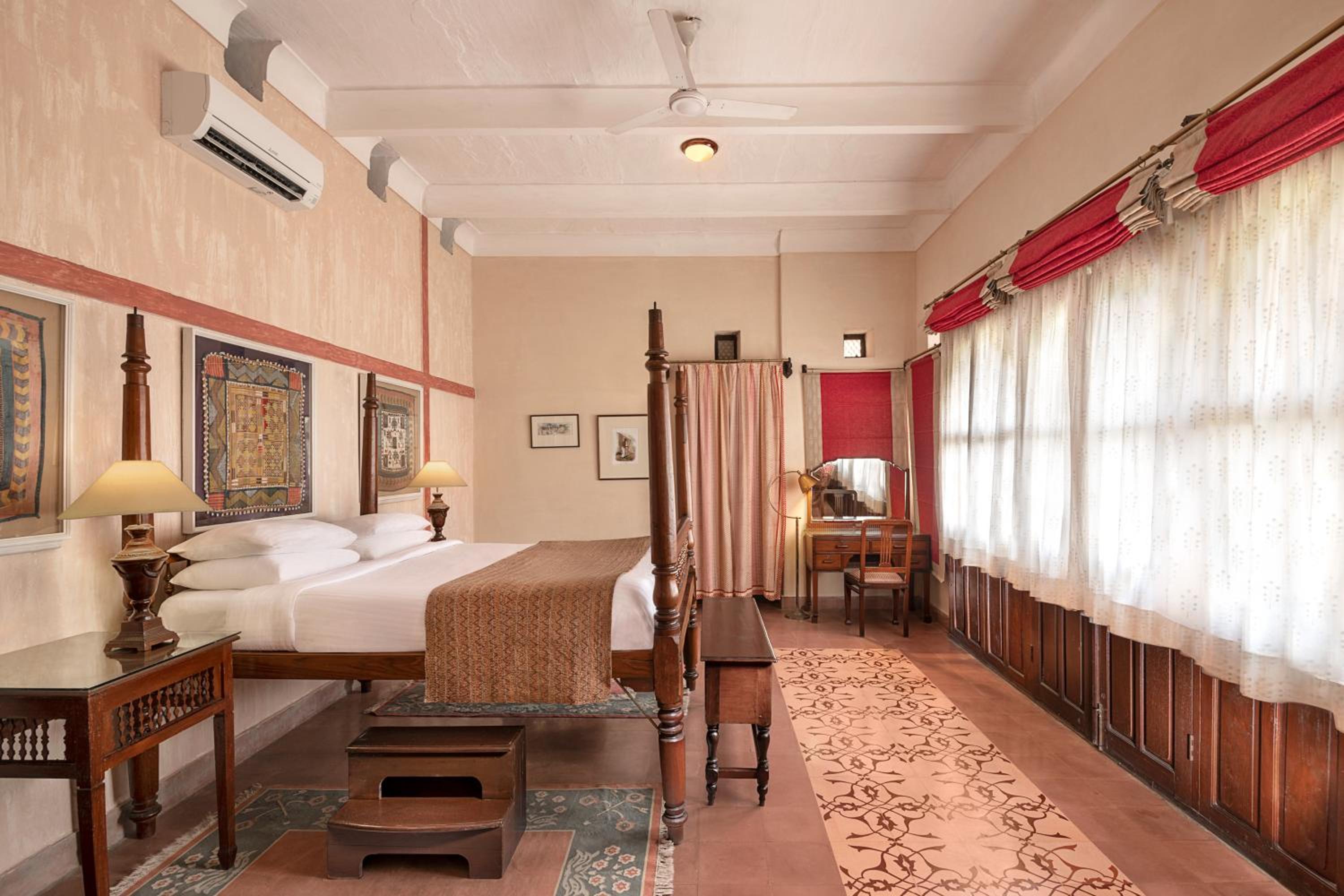 Heritage Splendour Room – Enjoy a 10% discount on spa, laundry, and vintage car services, alongside complimentary evening tea, guided fort tours, and morning yoga (7:00 AM – 8:00 AM) Heritage Splendour Room – Enjoy a 10% discount on spa, laundry, and vintage car services, alongside complimentary evening tea, guided fort tours, and morning yoga (7:00 AM – 8:00 AM)