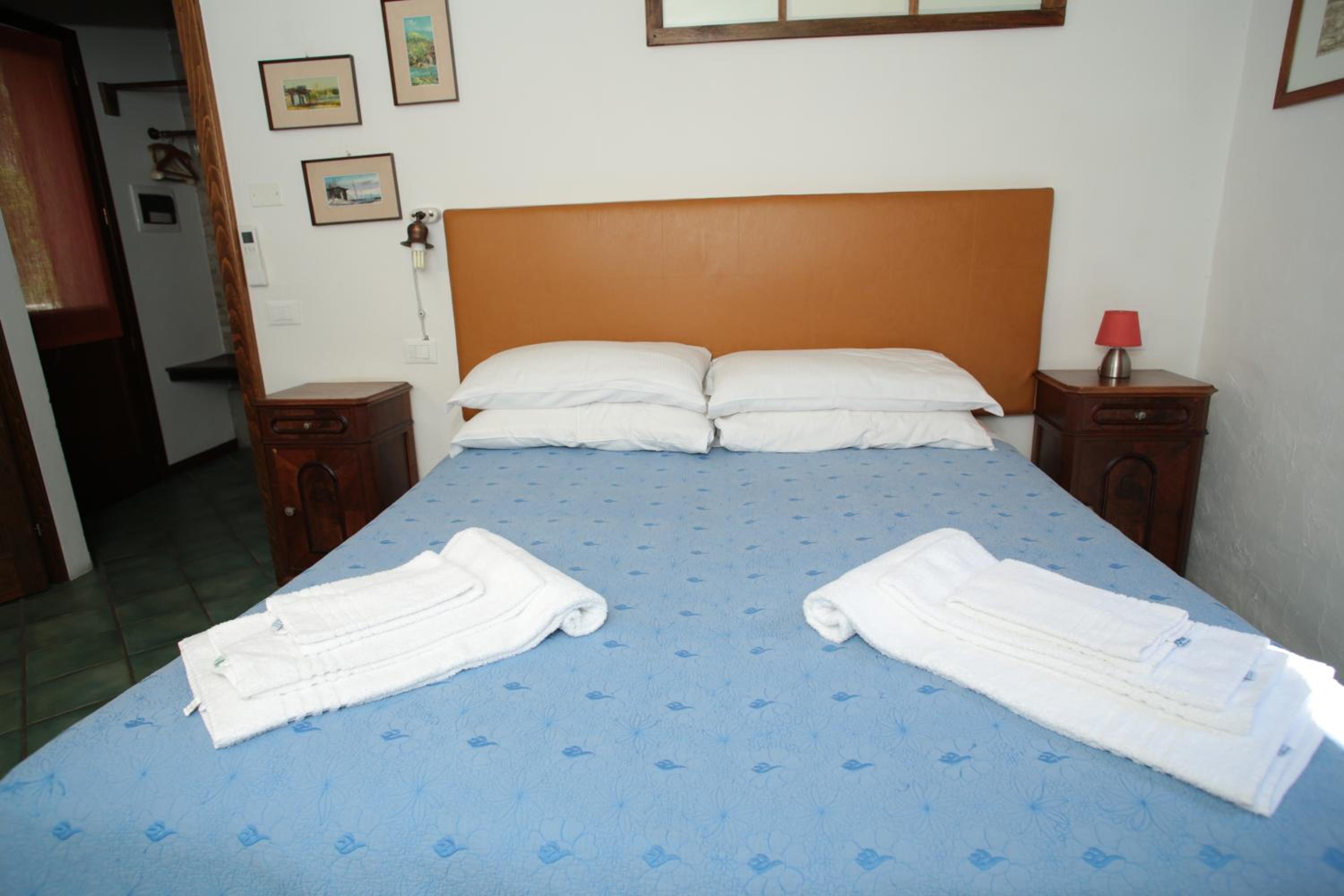 Double Room - Disability Access - Photo 4