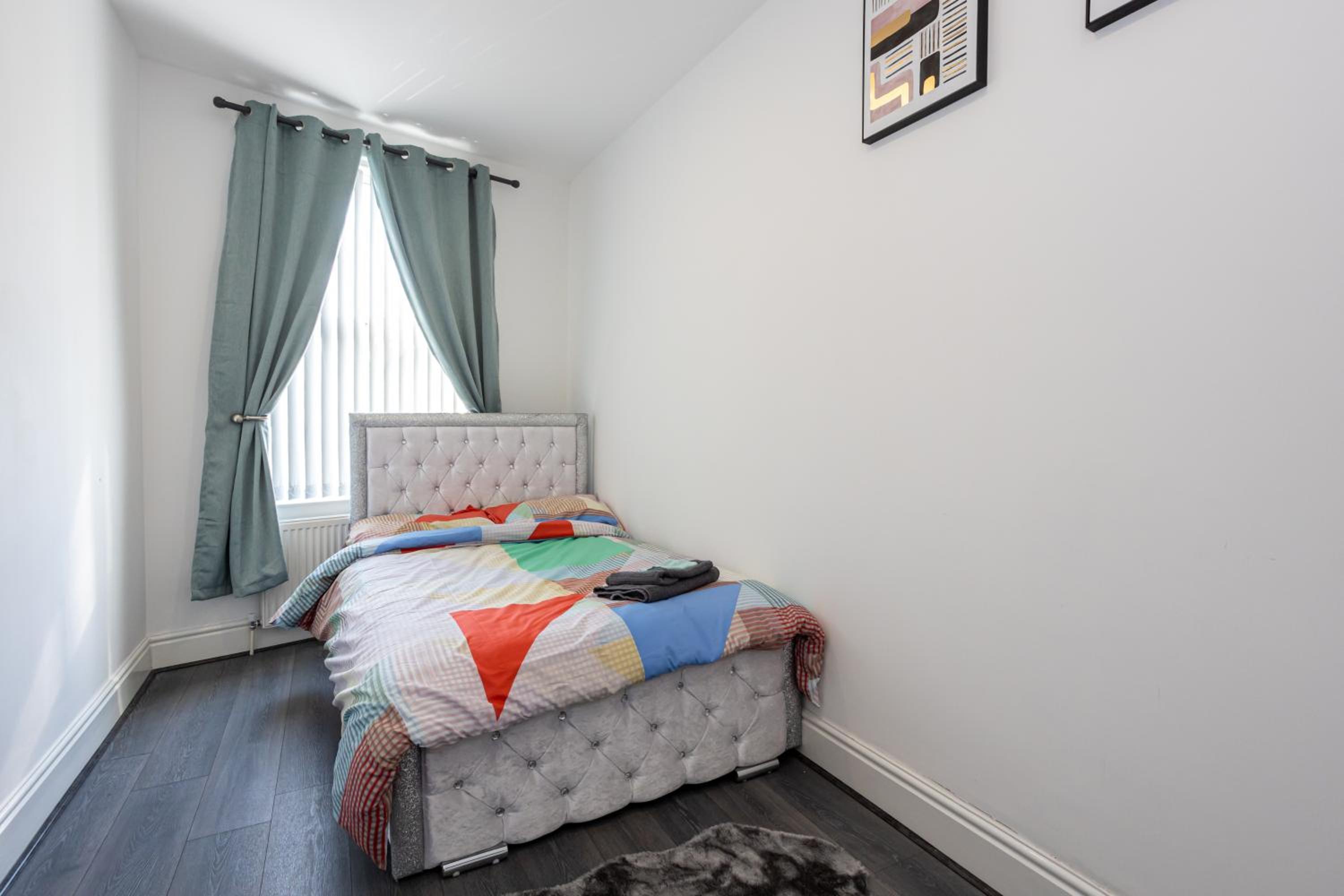 Double Room with Private Bathroom - Photo 3