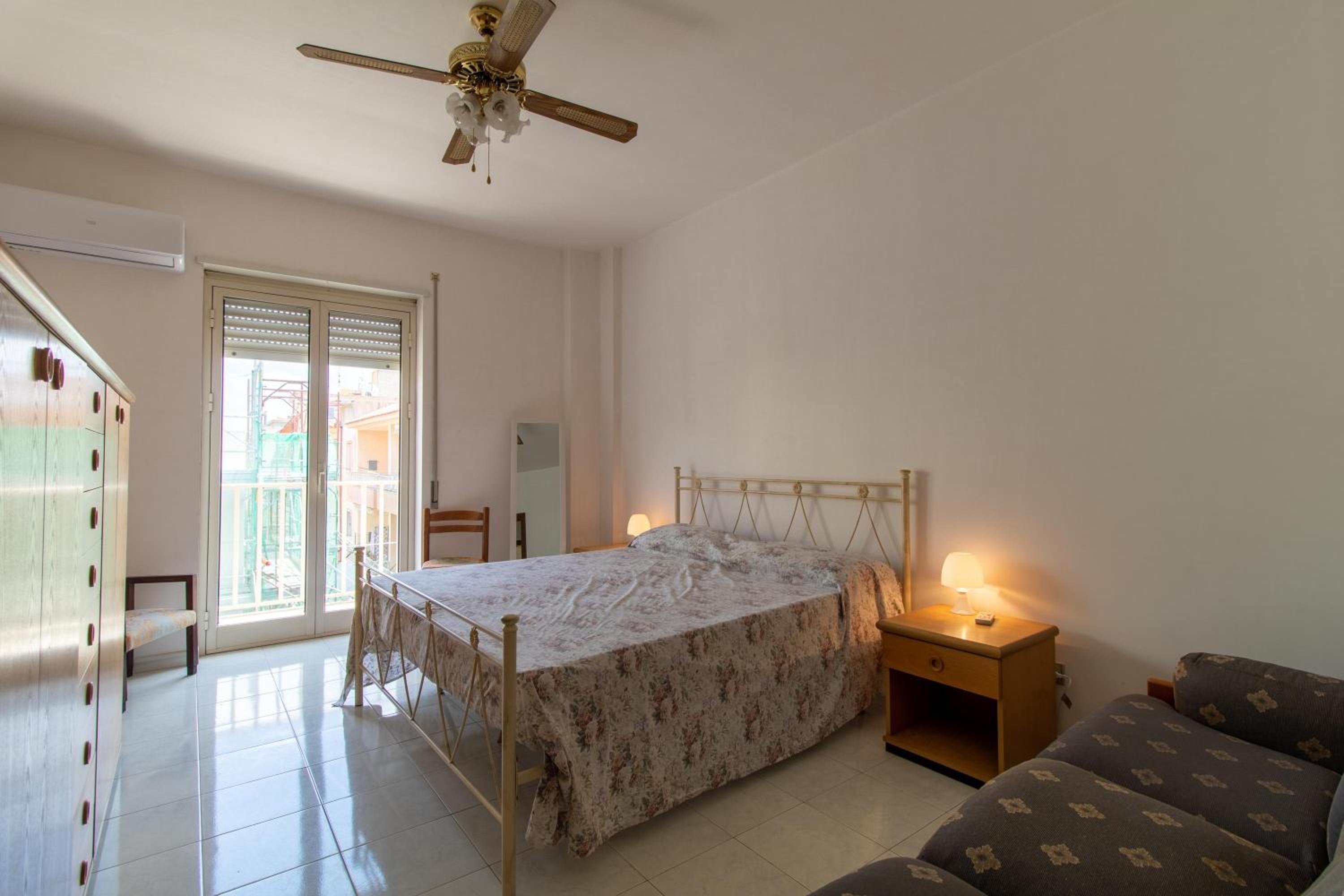 Two-Bedroom Deluxe Apartment with Balcony