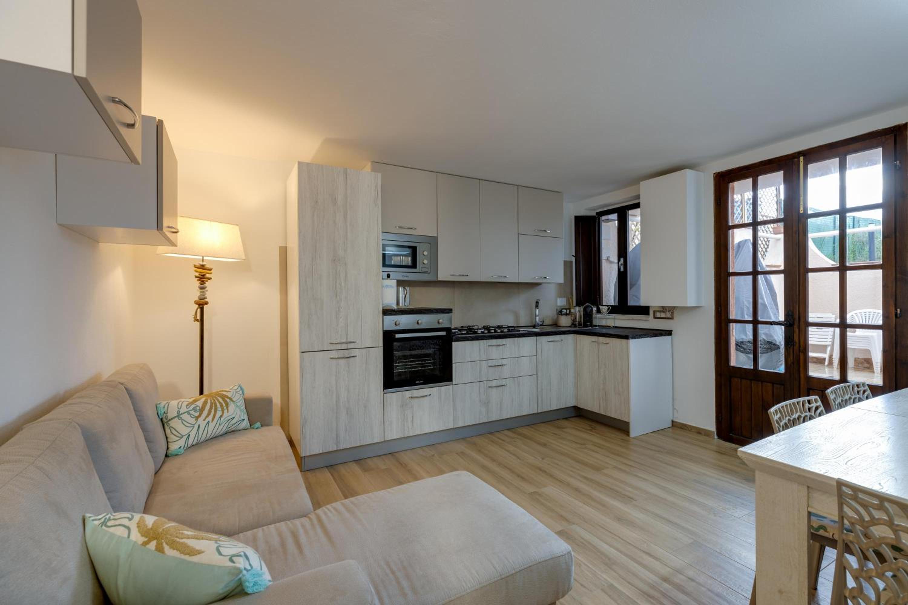 Two-Bedroom House photo 3