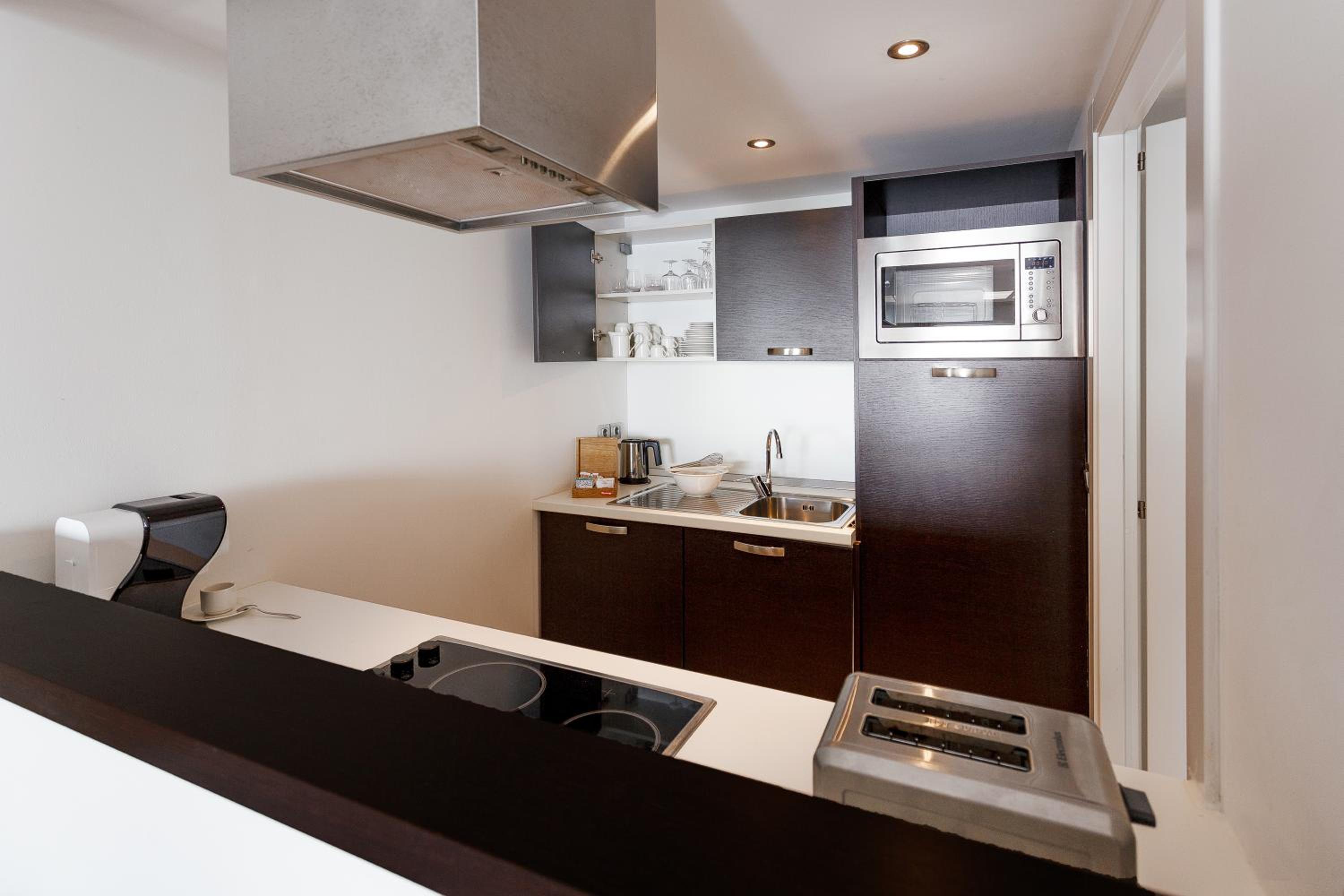Mediterranean Apartment with Terrace Sea View - Photo 2