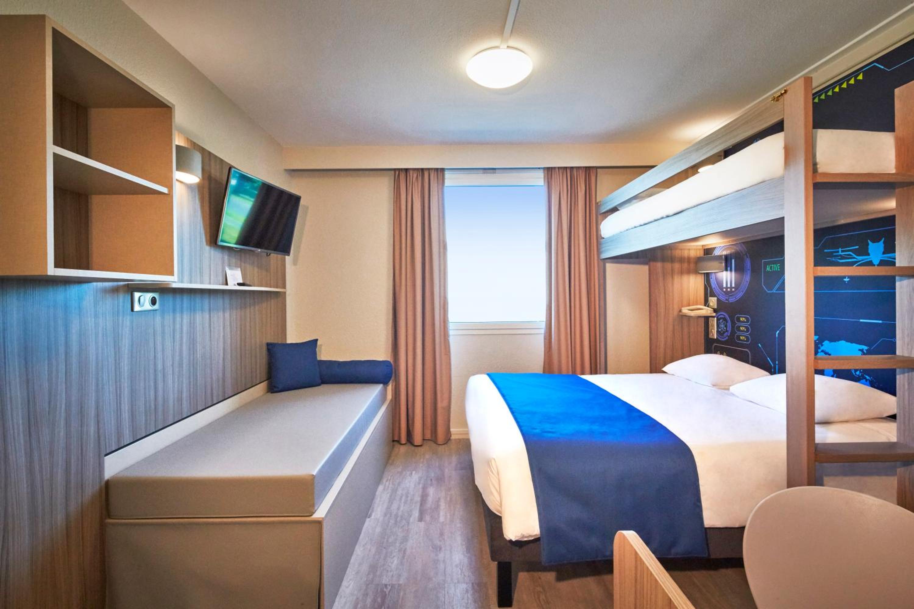 Double Room - Photo 13
