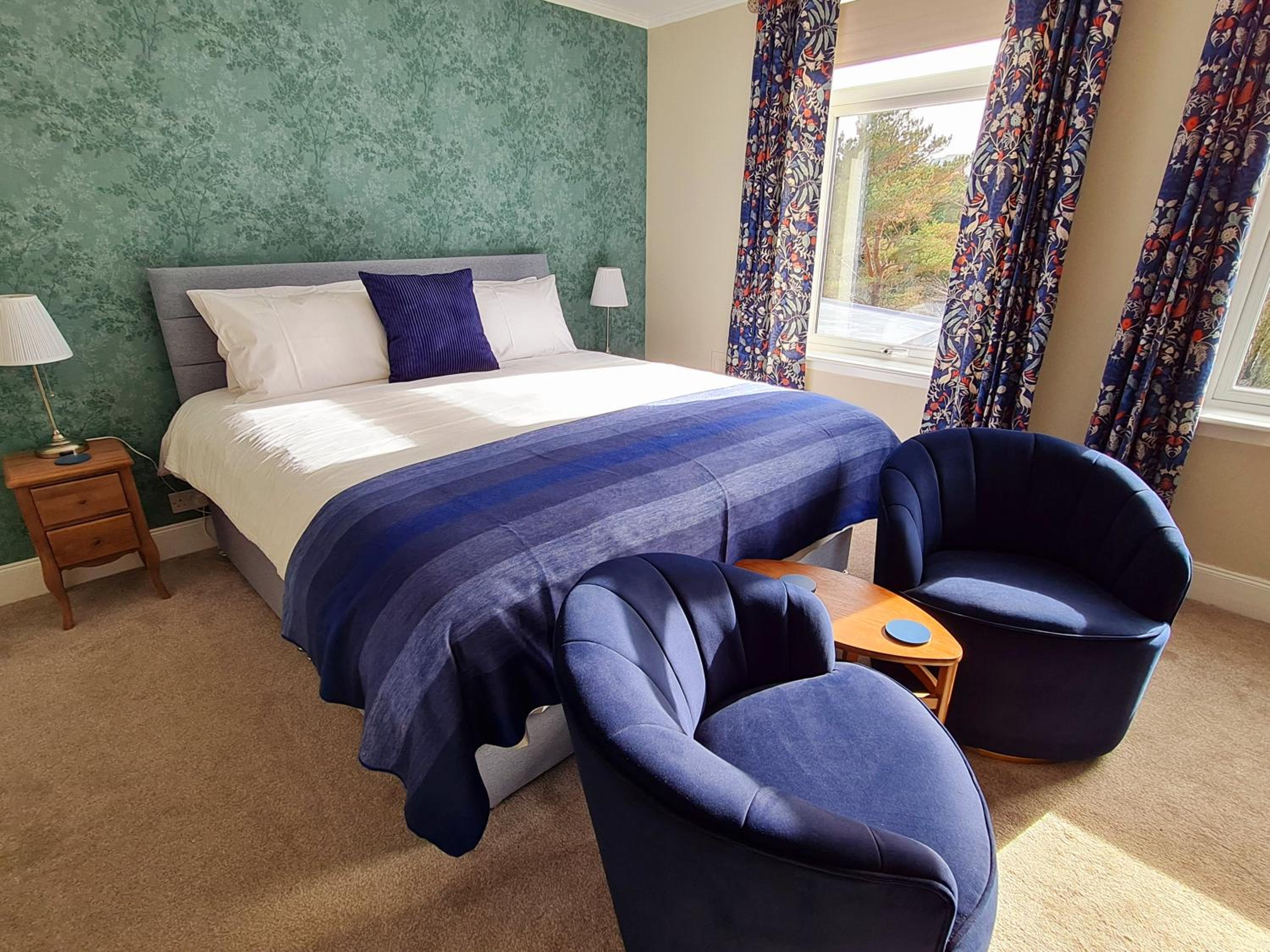 Superior King Room photo 3