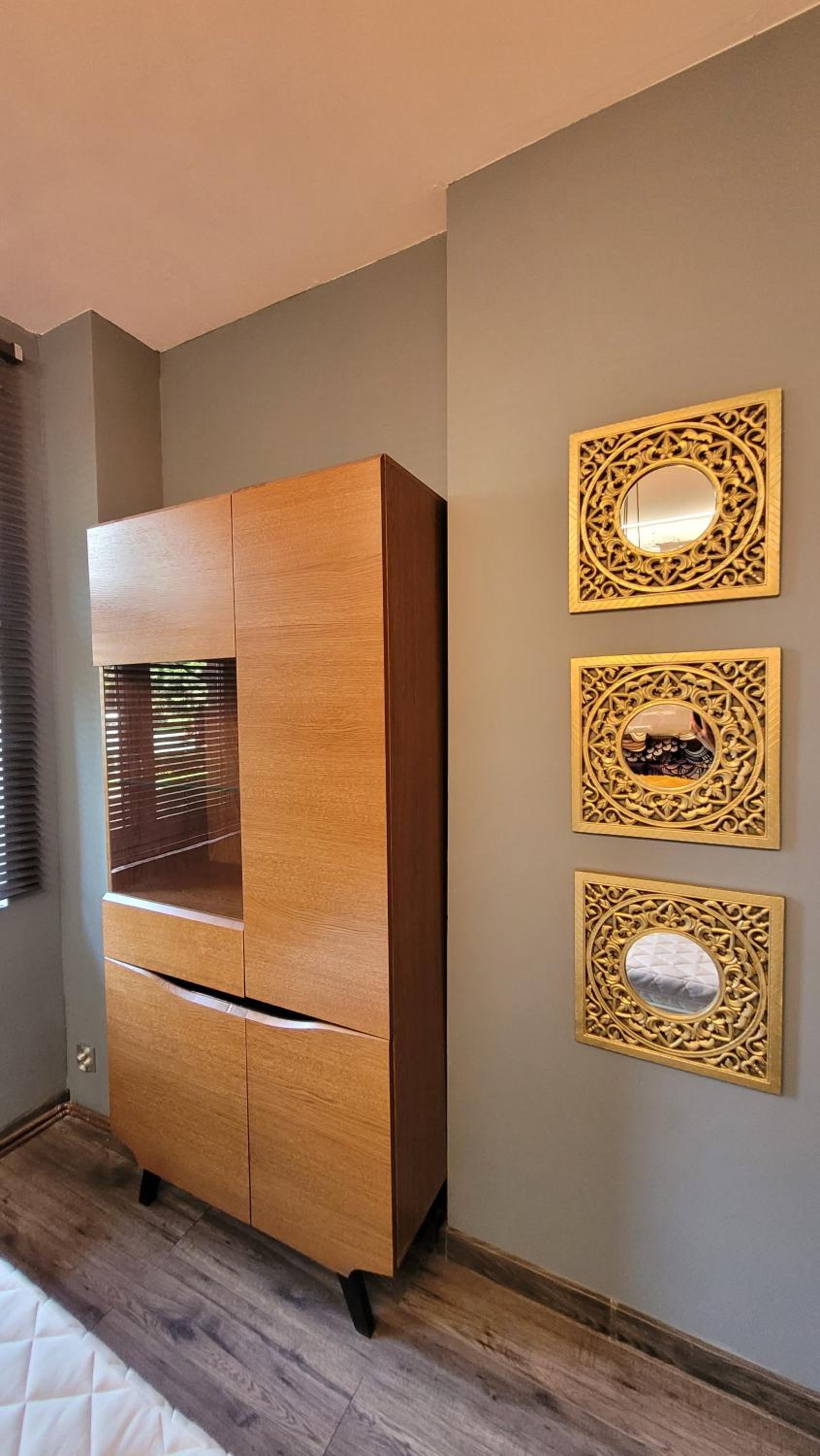 One-Bedroom Apartment - Photo 12
