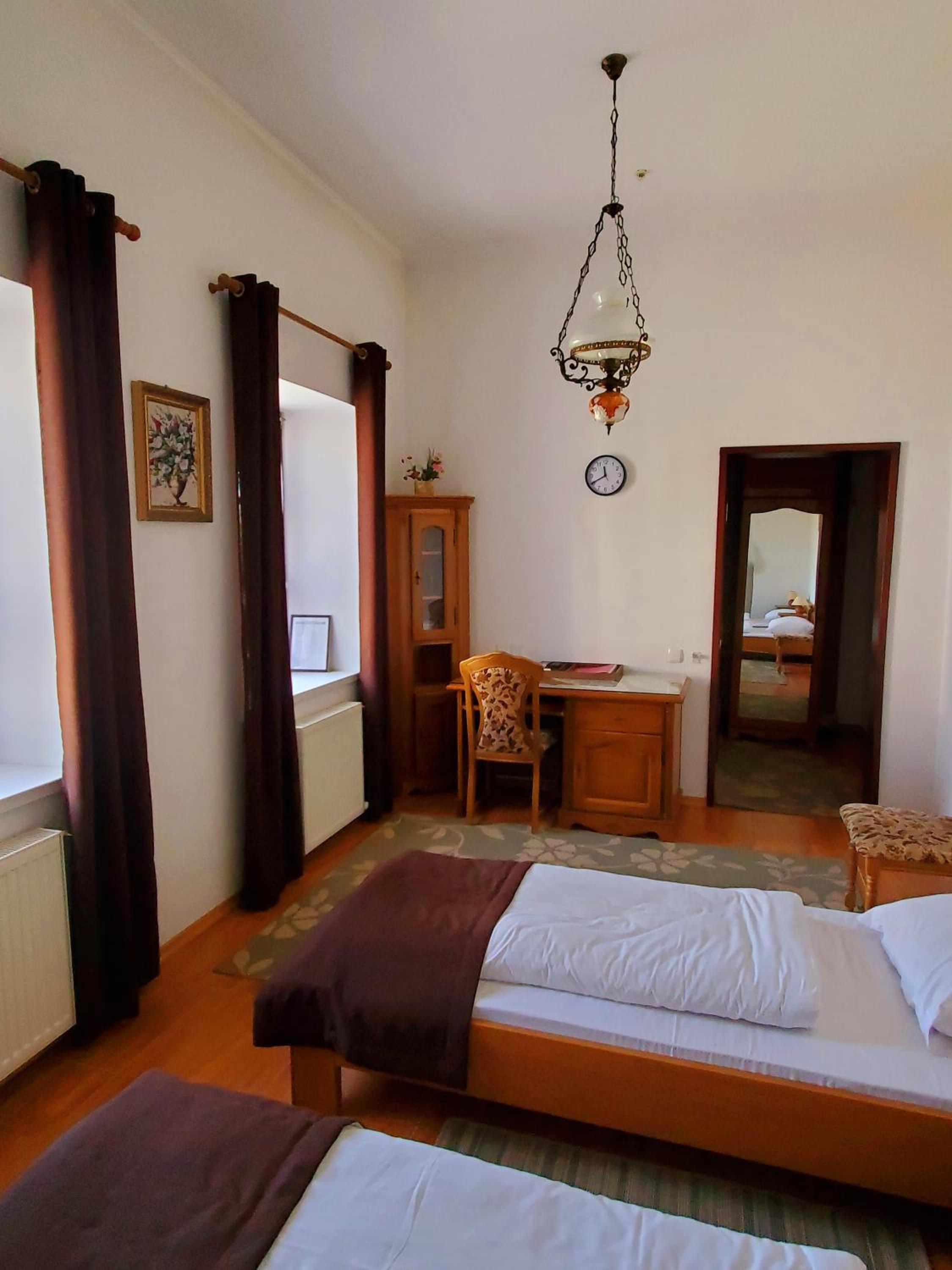 Standard Twin Room photo 3