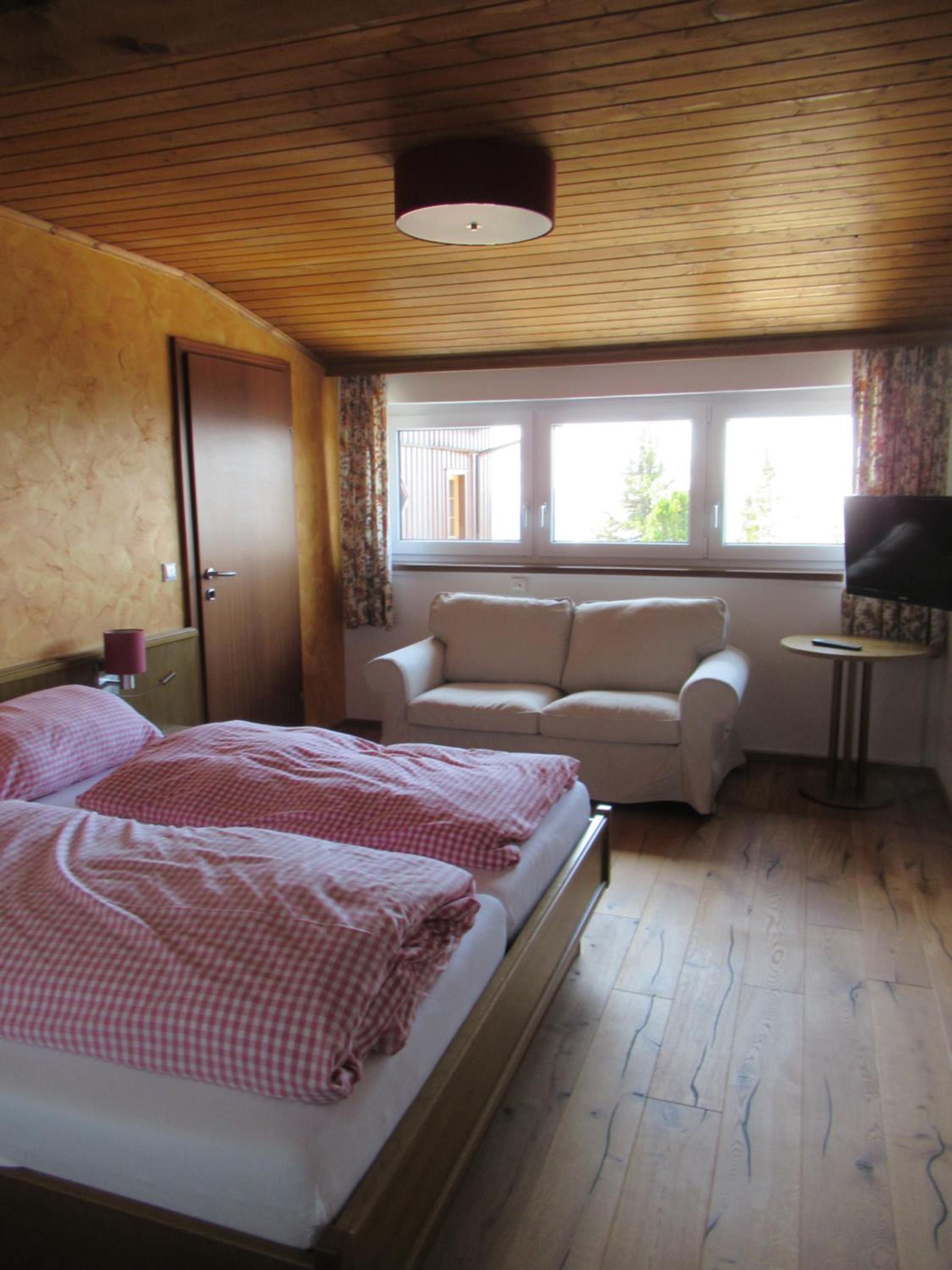 Small Double Room - Photo 2