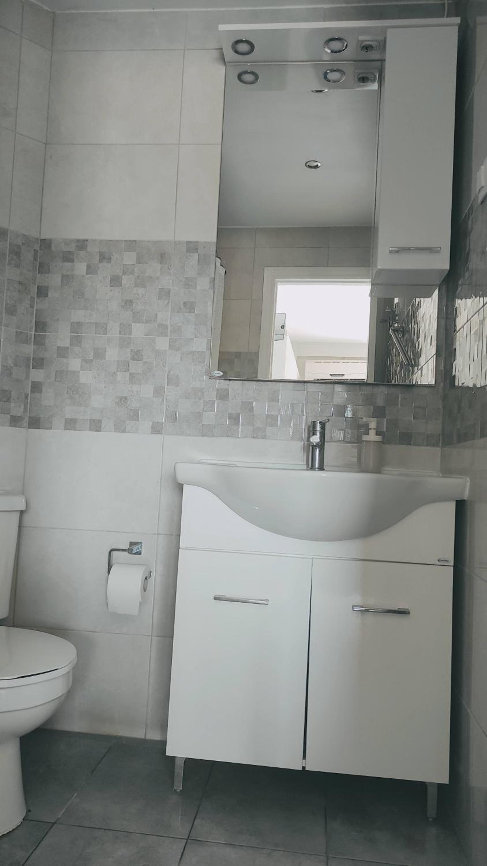 Two-Bedroom Apartment - Photo 12