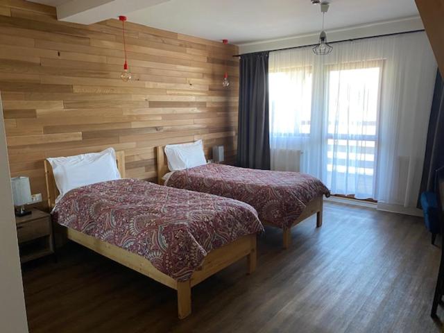 Double or Twin Room - Photo 4