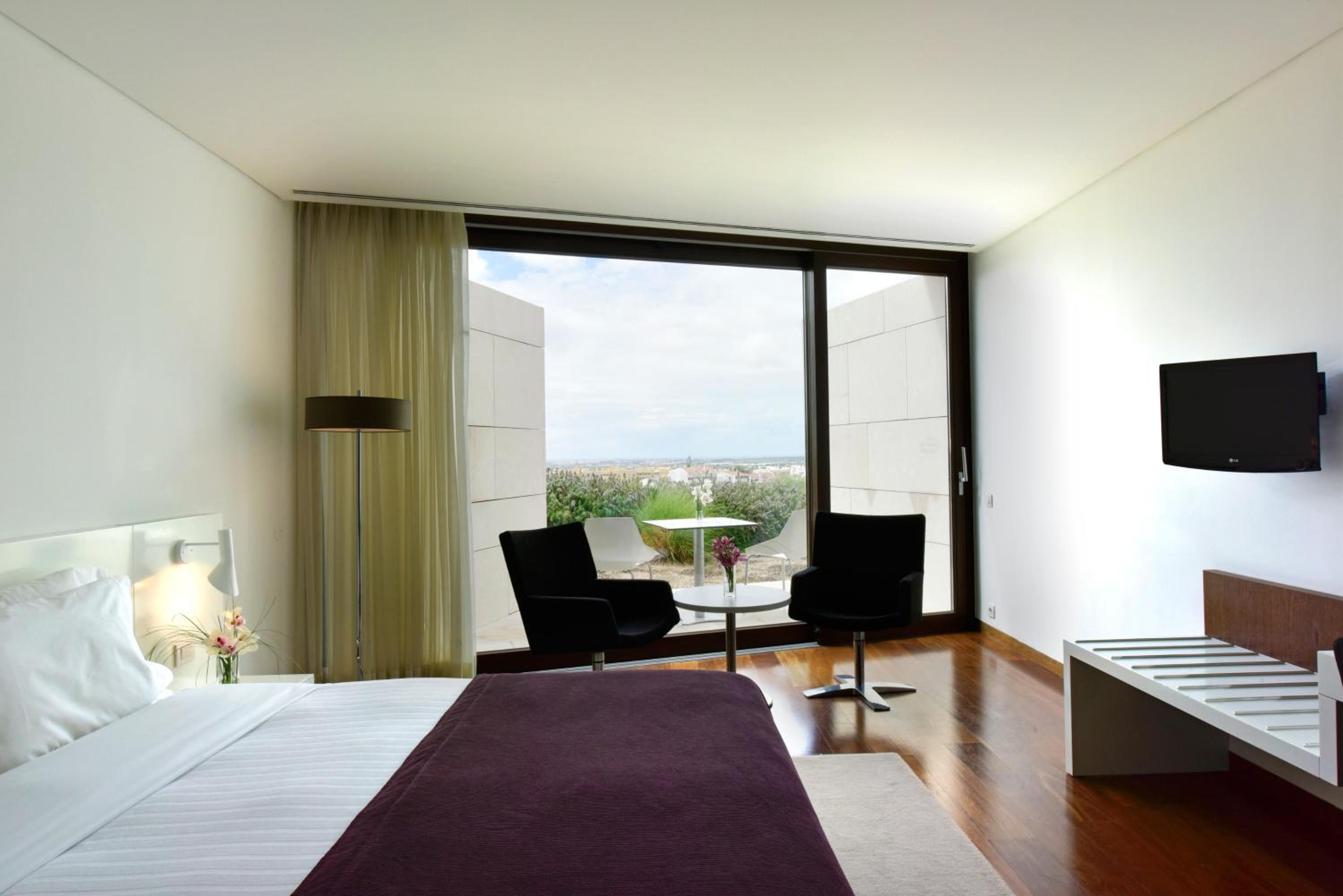 Superior Double or Twin Room - Photo 11