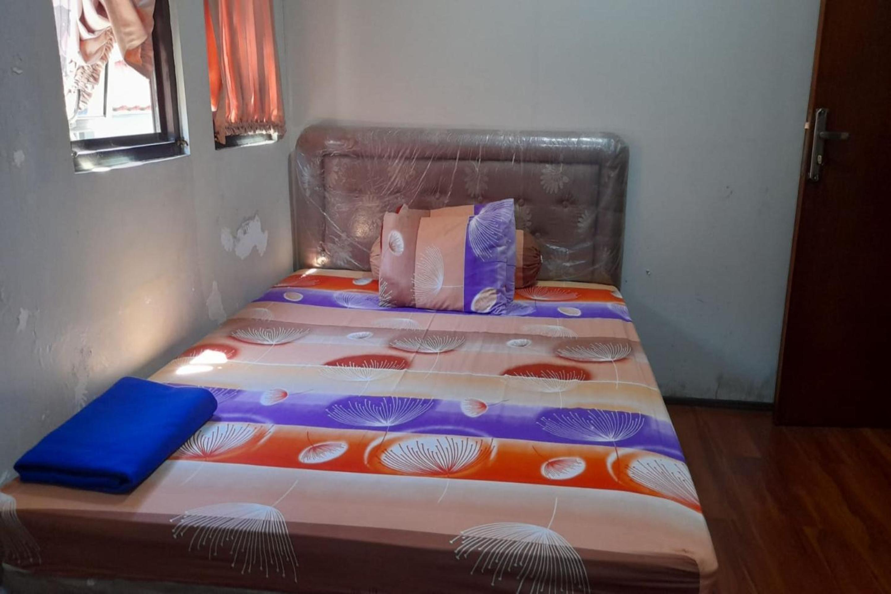 Deluxe King Room - Photo 5