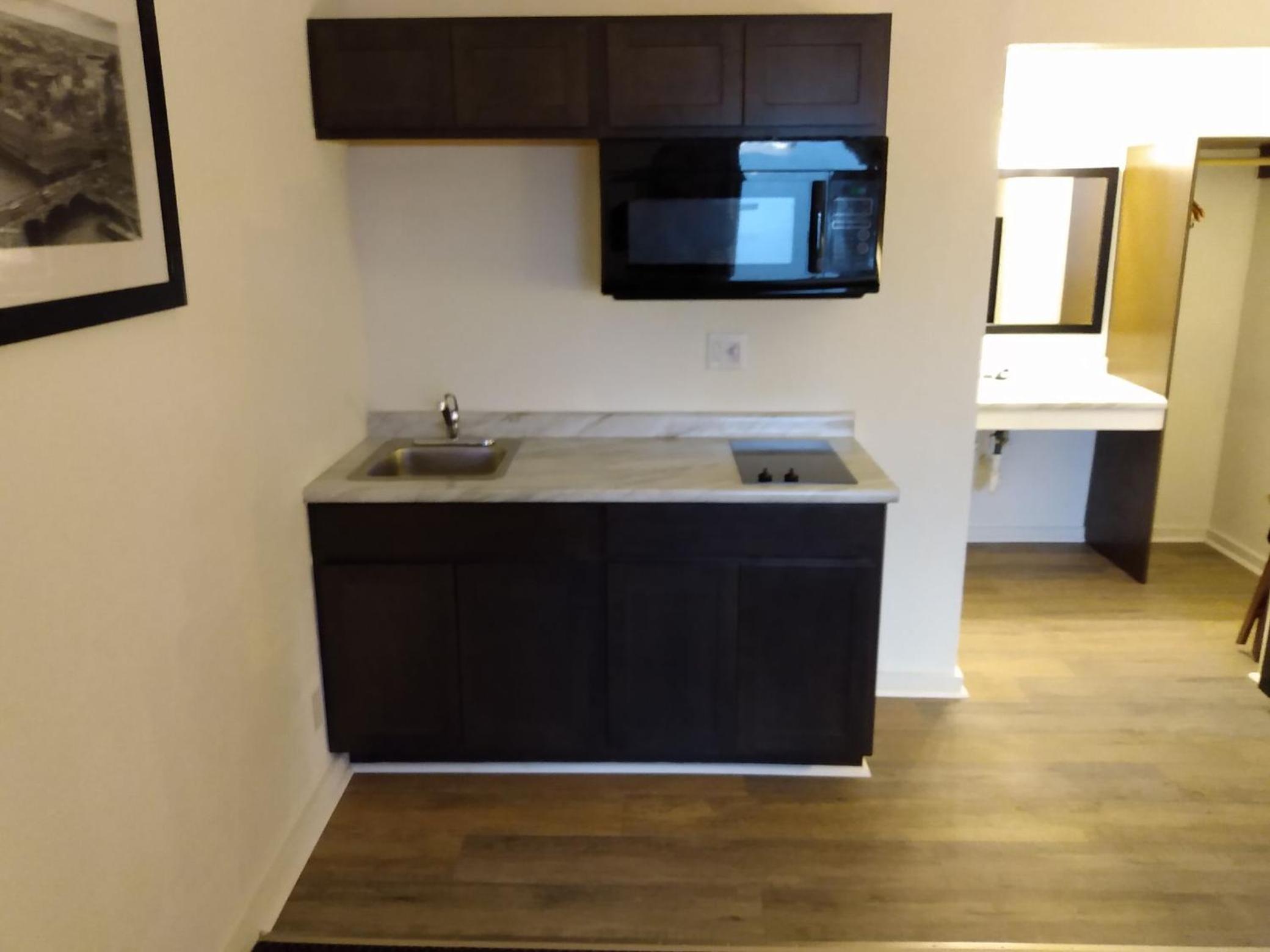 Double Room - Non Smoking - Photo 18