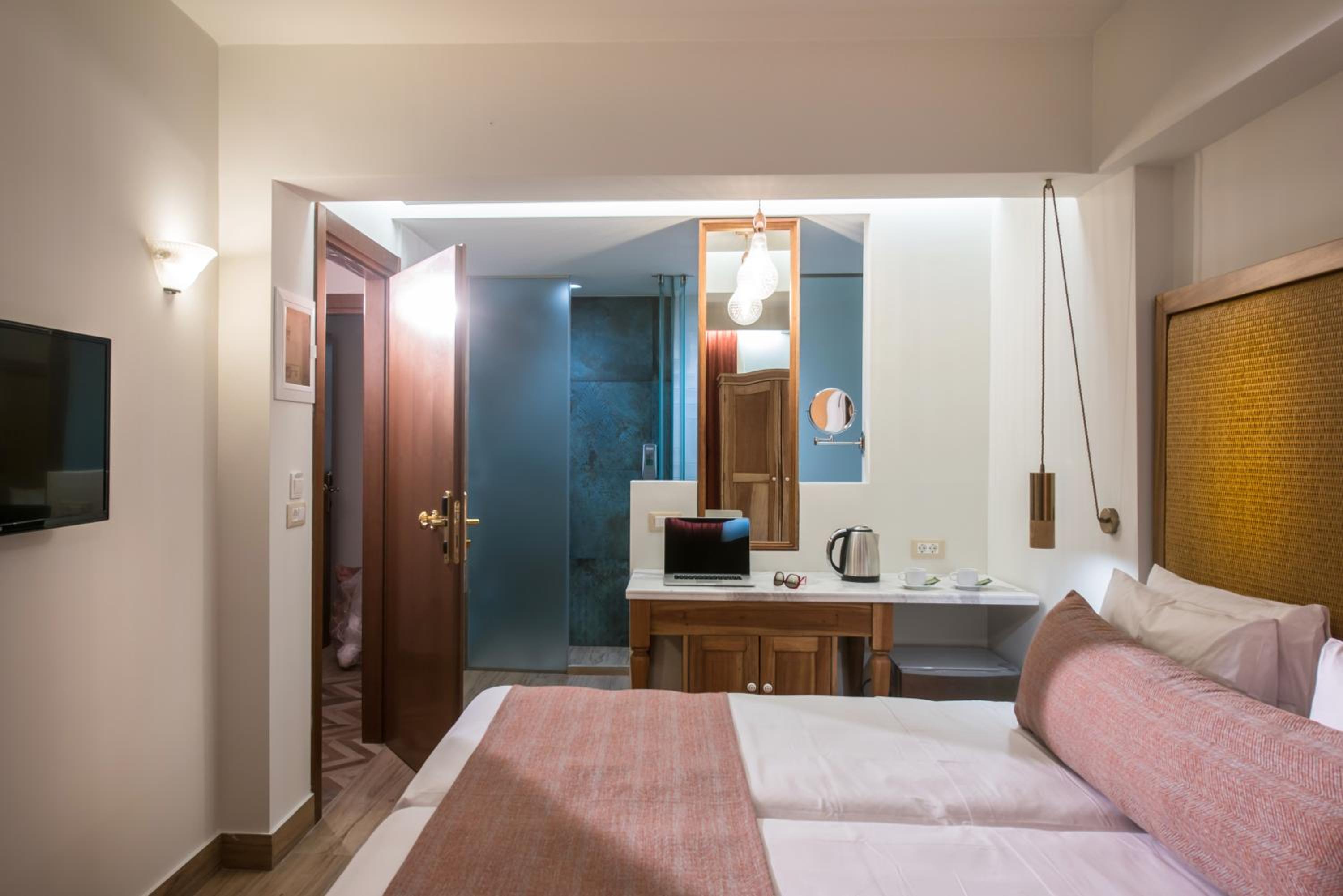 Junior Suite - Photo 1