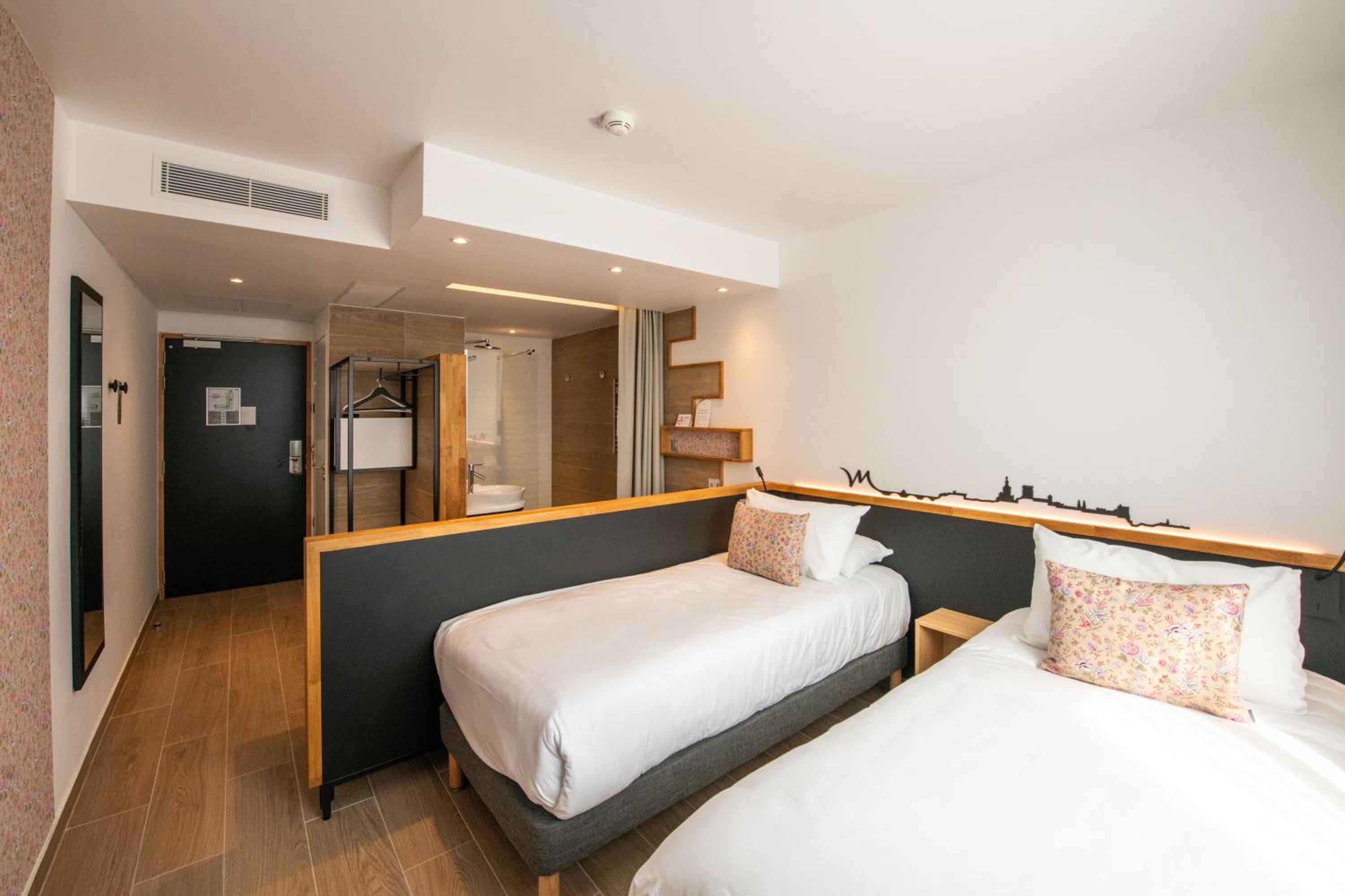 Classic Twin Room - Photo 1