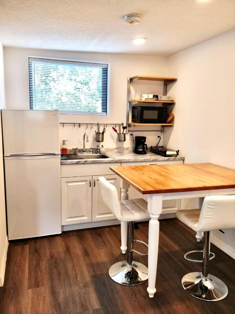 Studio Apartment photo 2