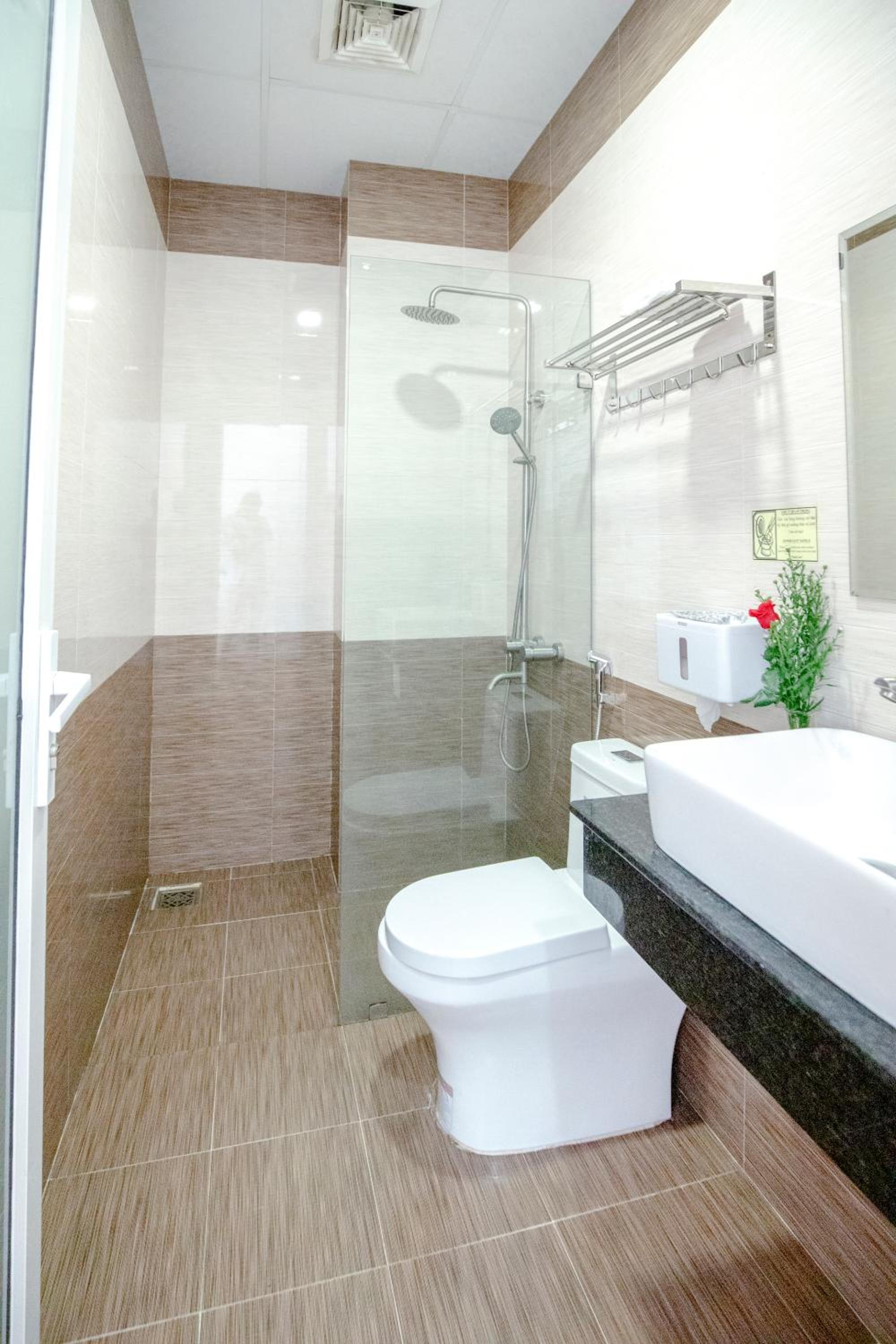 Standard Double Room - Photo 7