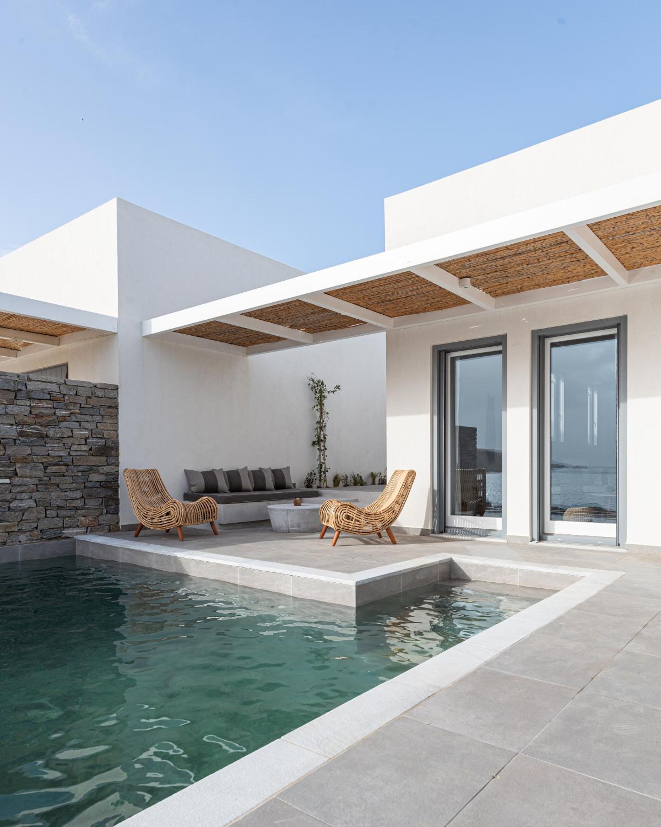Three-Bedroom Villa photo 3