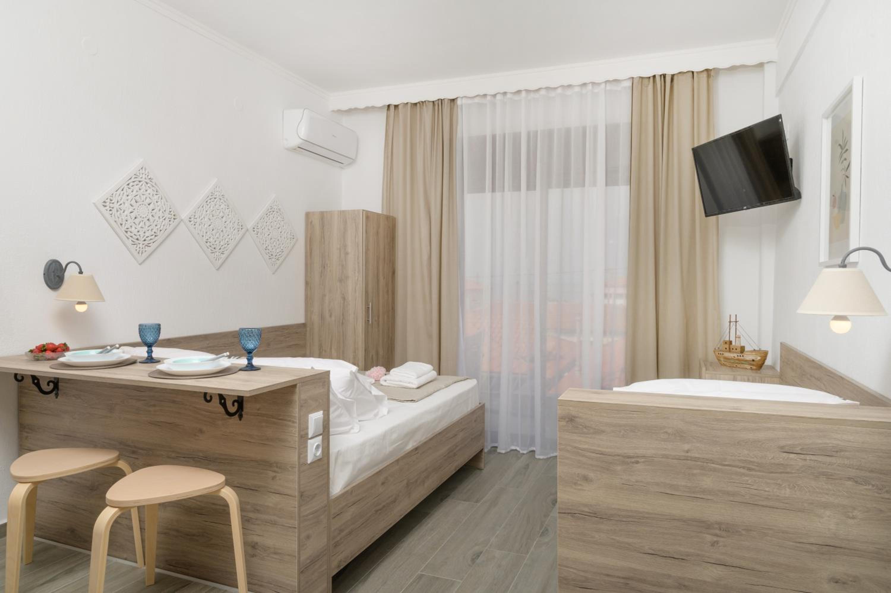 Classic Triple Room