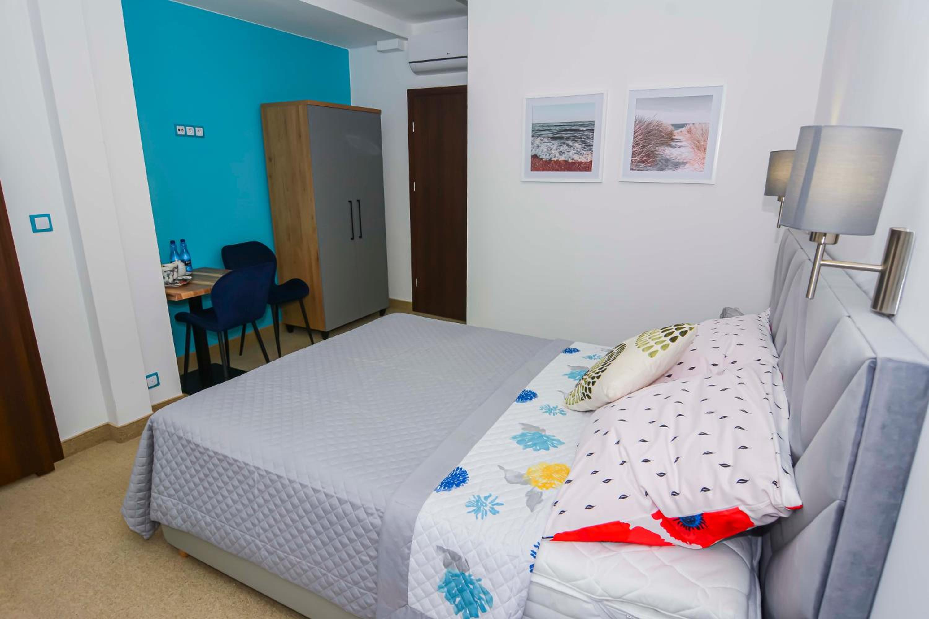 Superior King Room - Photo 3