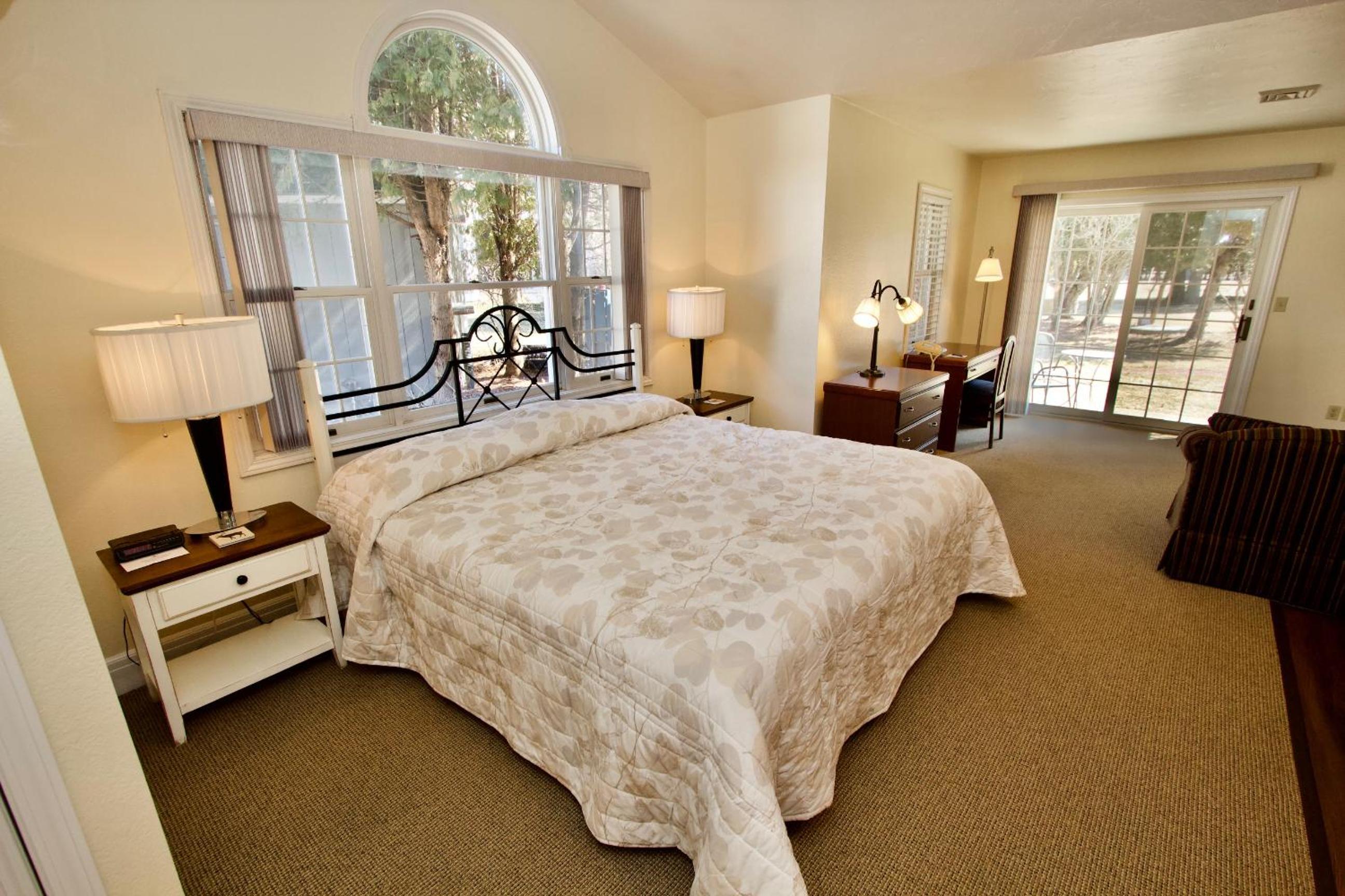 Superior King Room