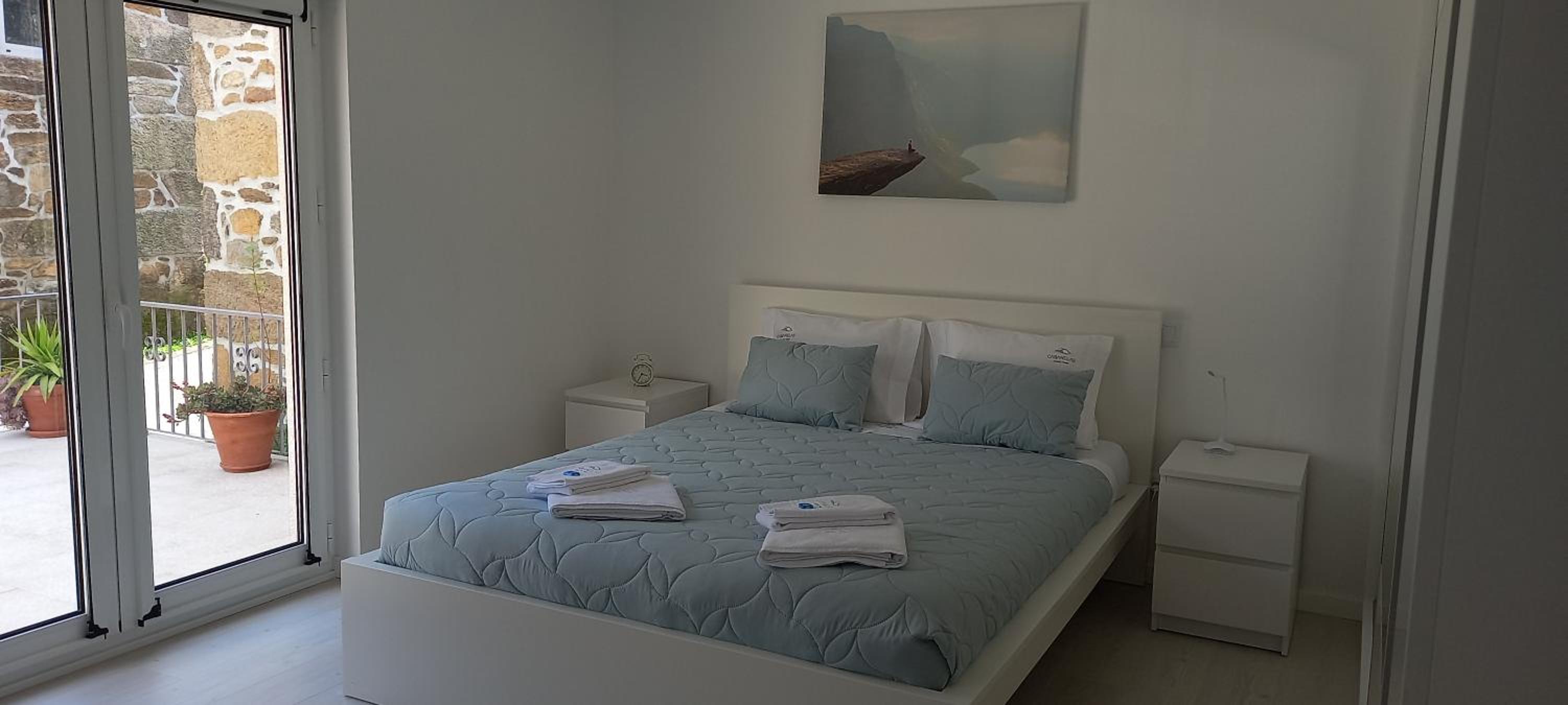 Two-Bedroom House - Photo 25