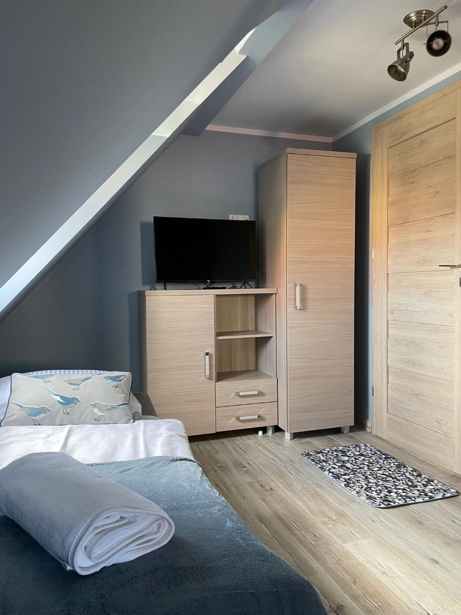 Quadruple Room with Private Bathroom photo 2