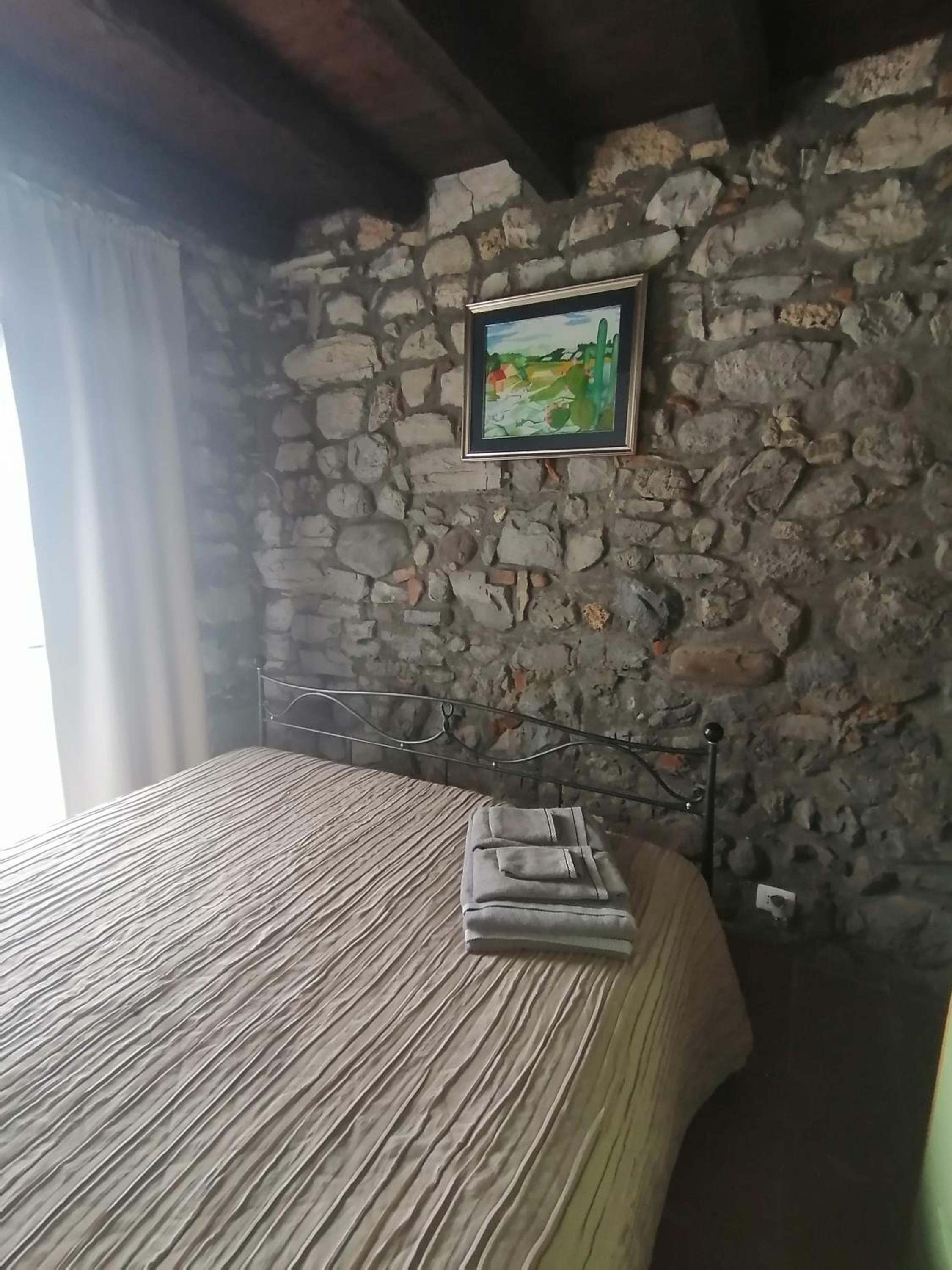 Apartment with Lake View - Photo 10