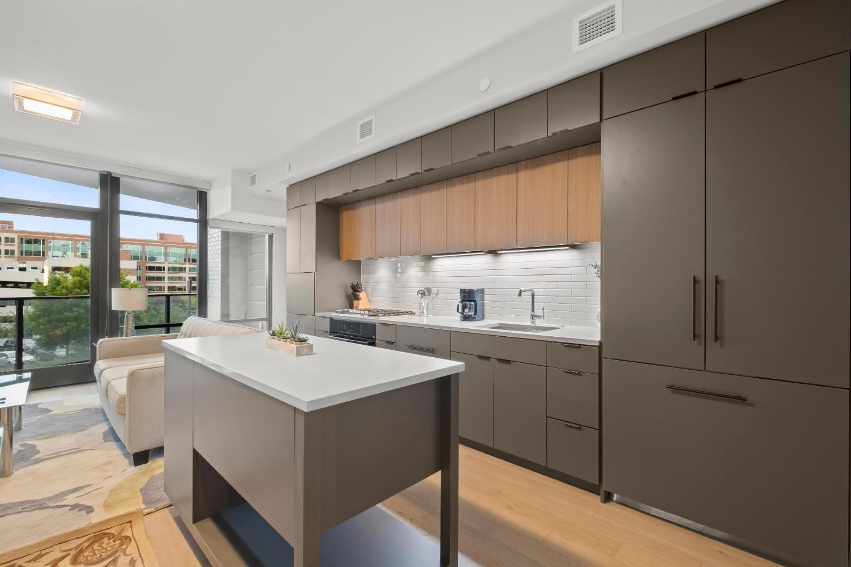 Two Bedroom With Balcony photo 3
