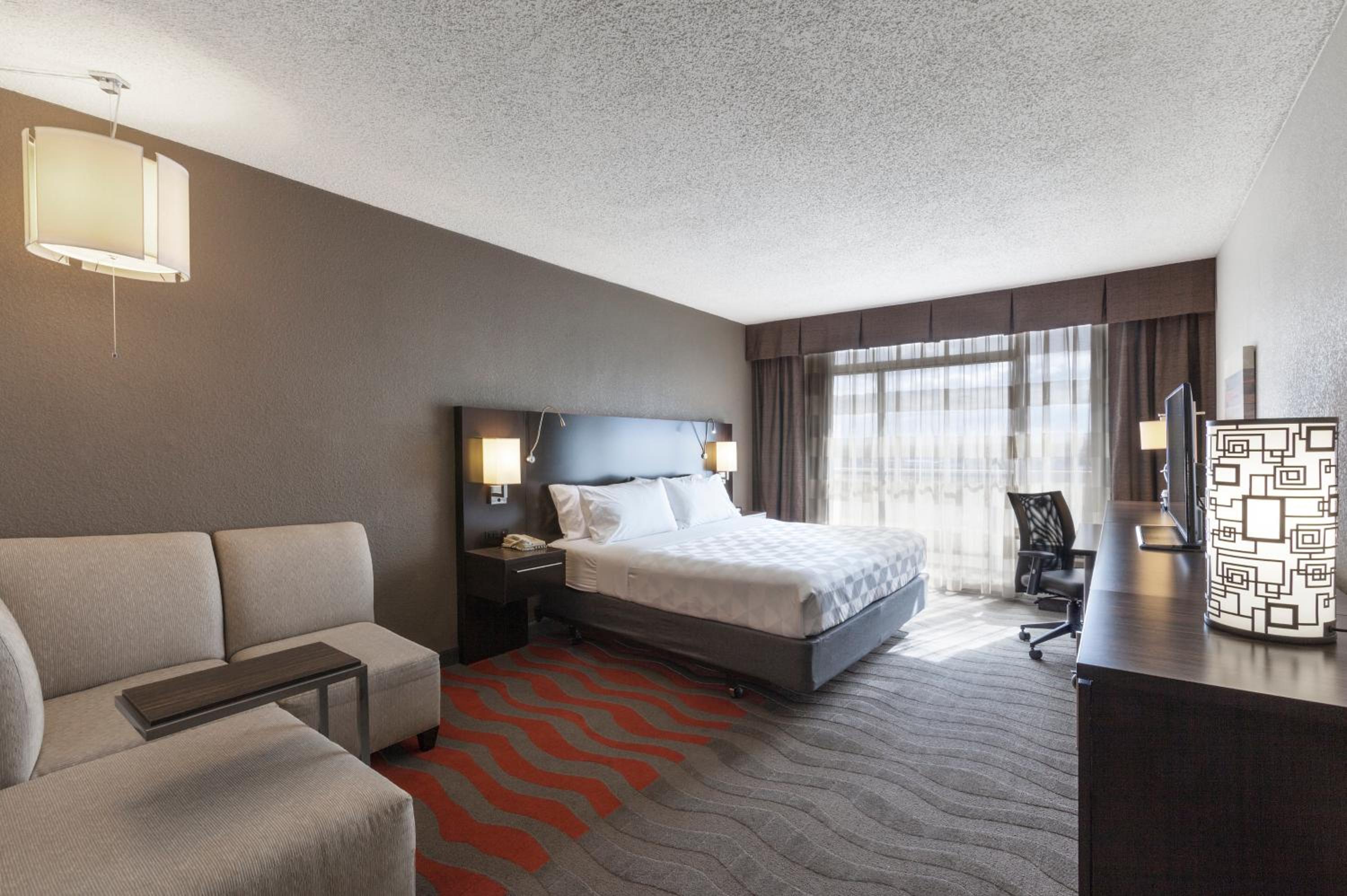 King Suite with City View