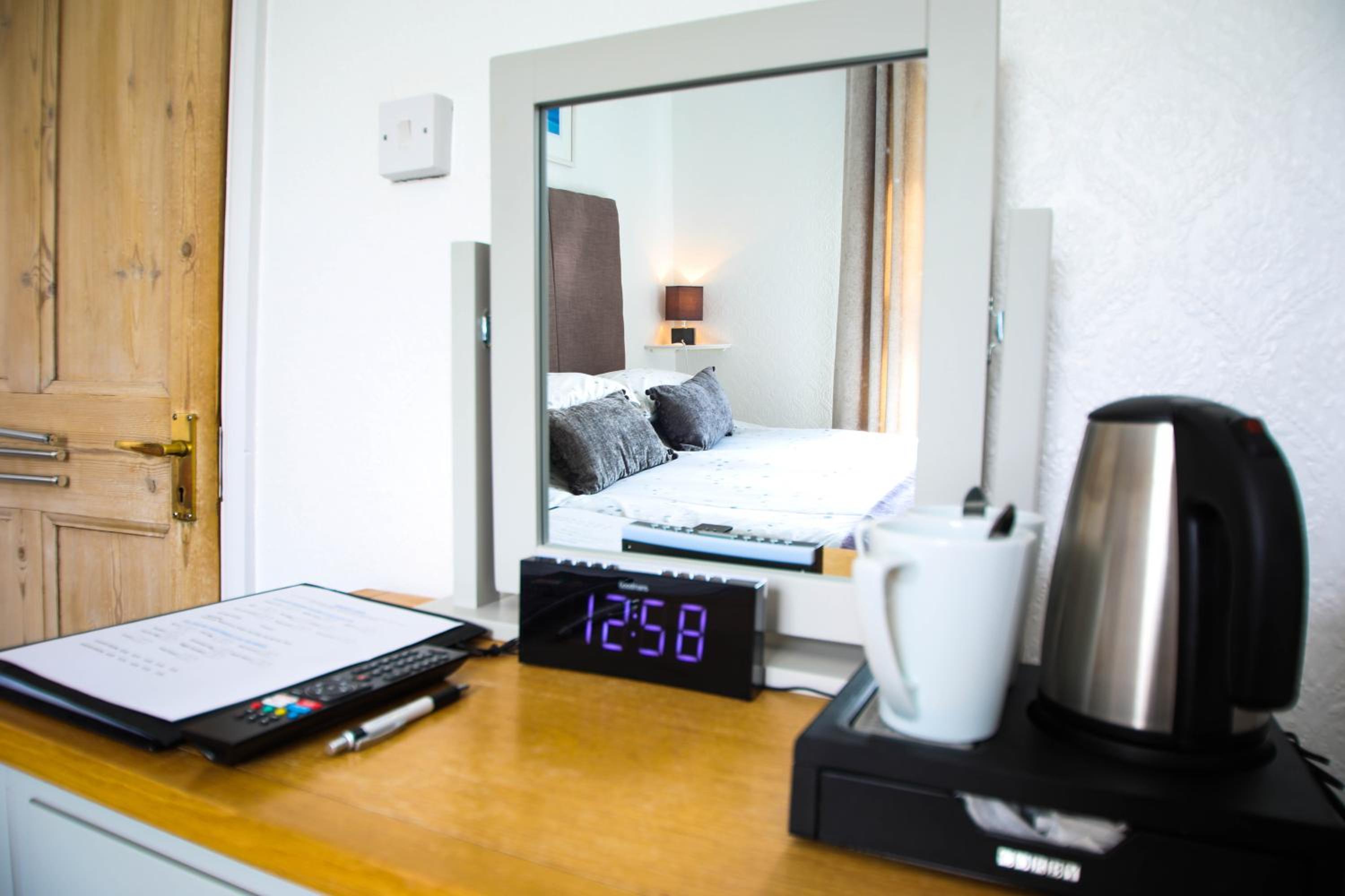 Double Room with Garden View with Private External Bathroom