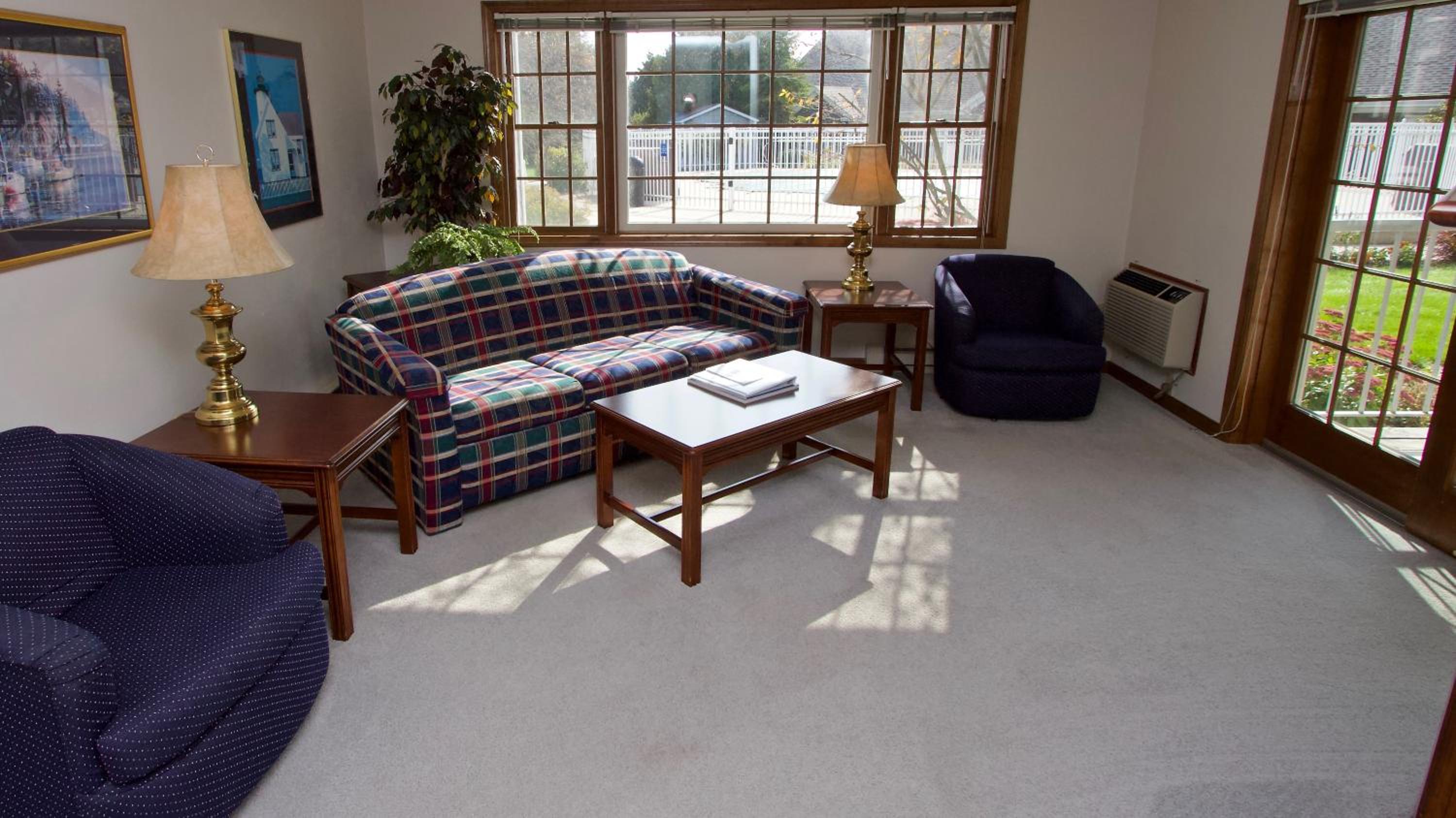 Queen Suite