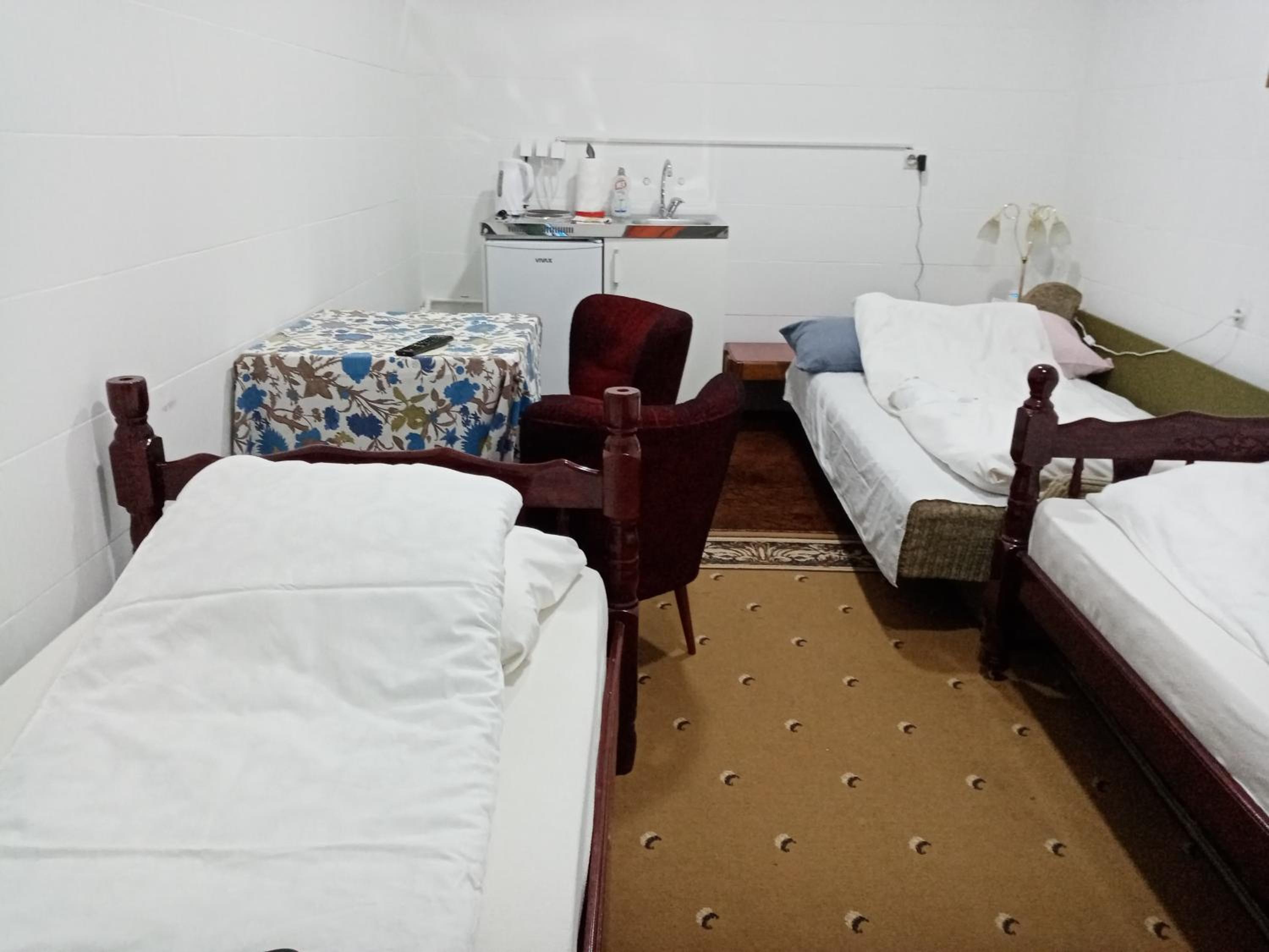 Studio Apartment photo 3