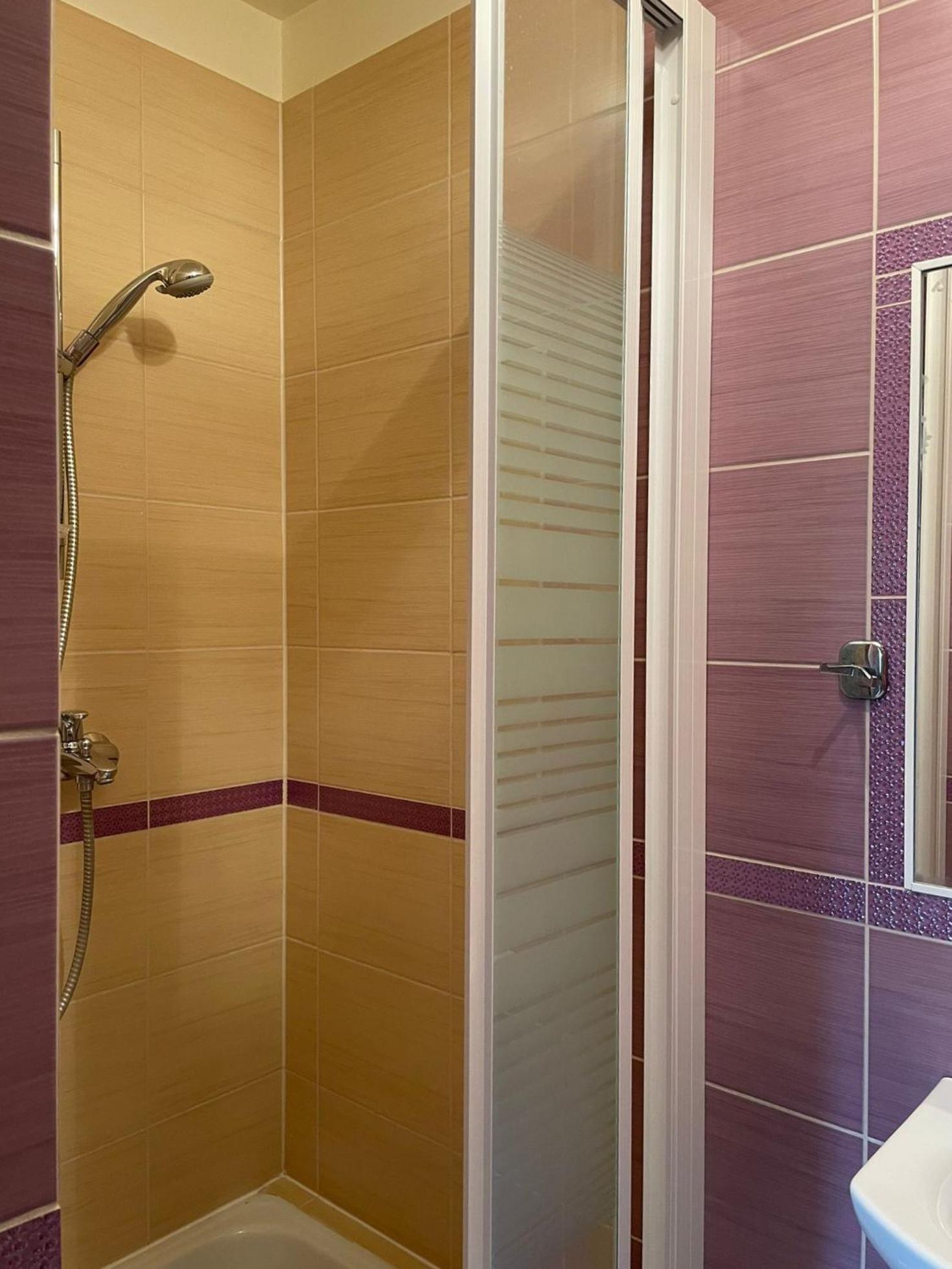 Triple Room with Private Bathroom photo 1