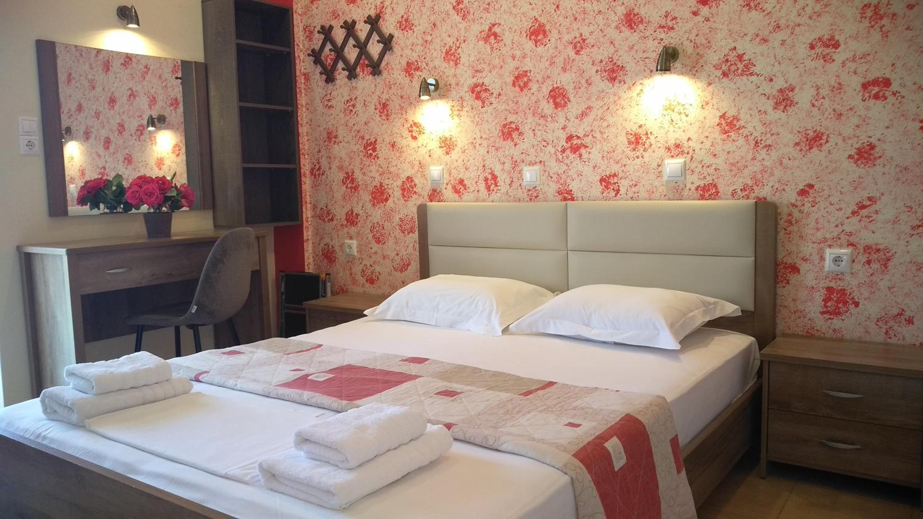 Studio with Garden View